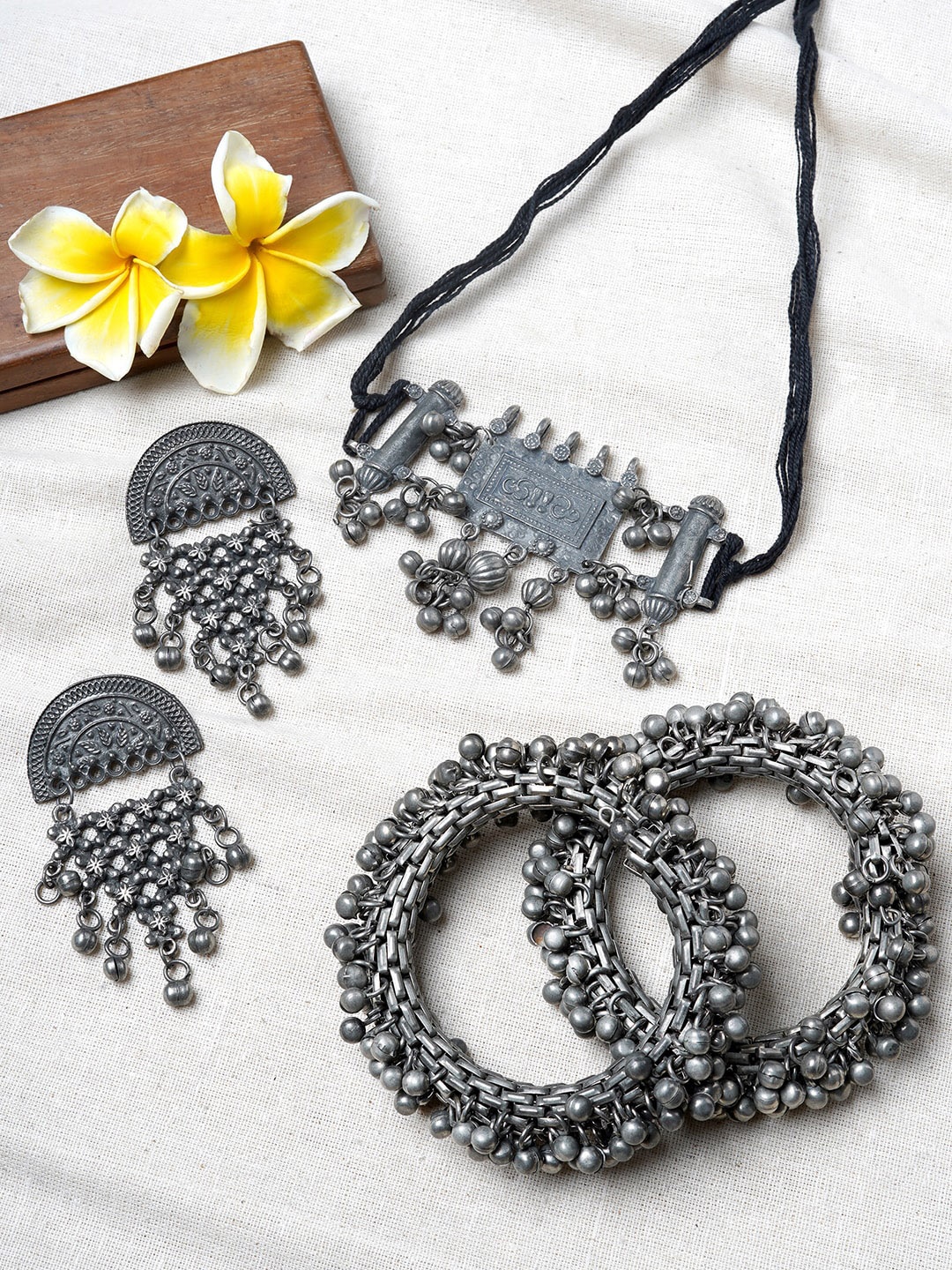 

TEEJH Silver-Plated Oxidised Jewellery Set