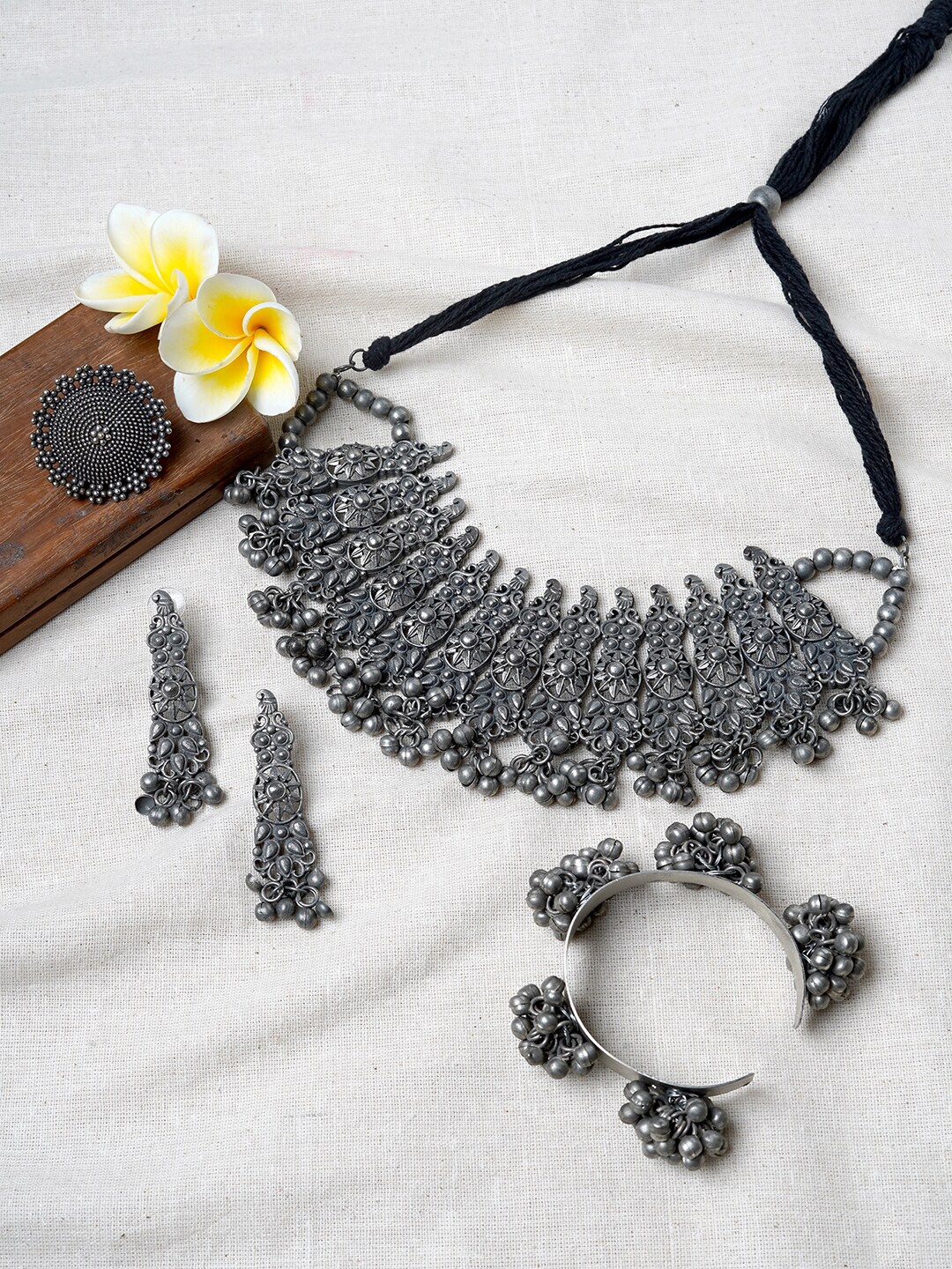 

TEEJH Silver-Plated Ghungroo-Studded Jewellery Set