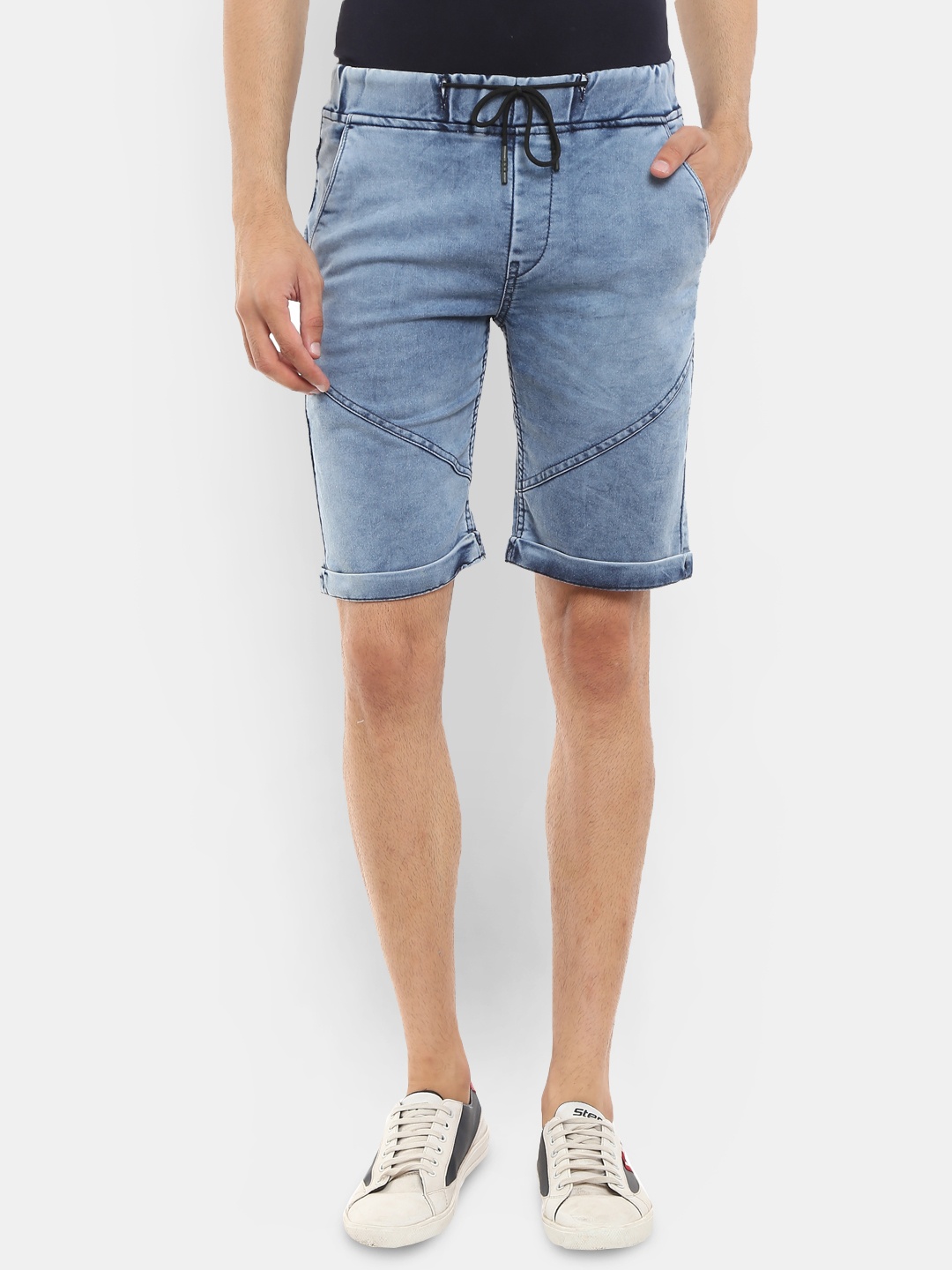 

V-Mart Men Blue Washed Denim Shorts