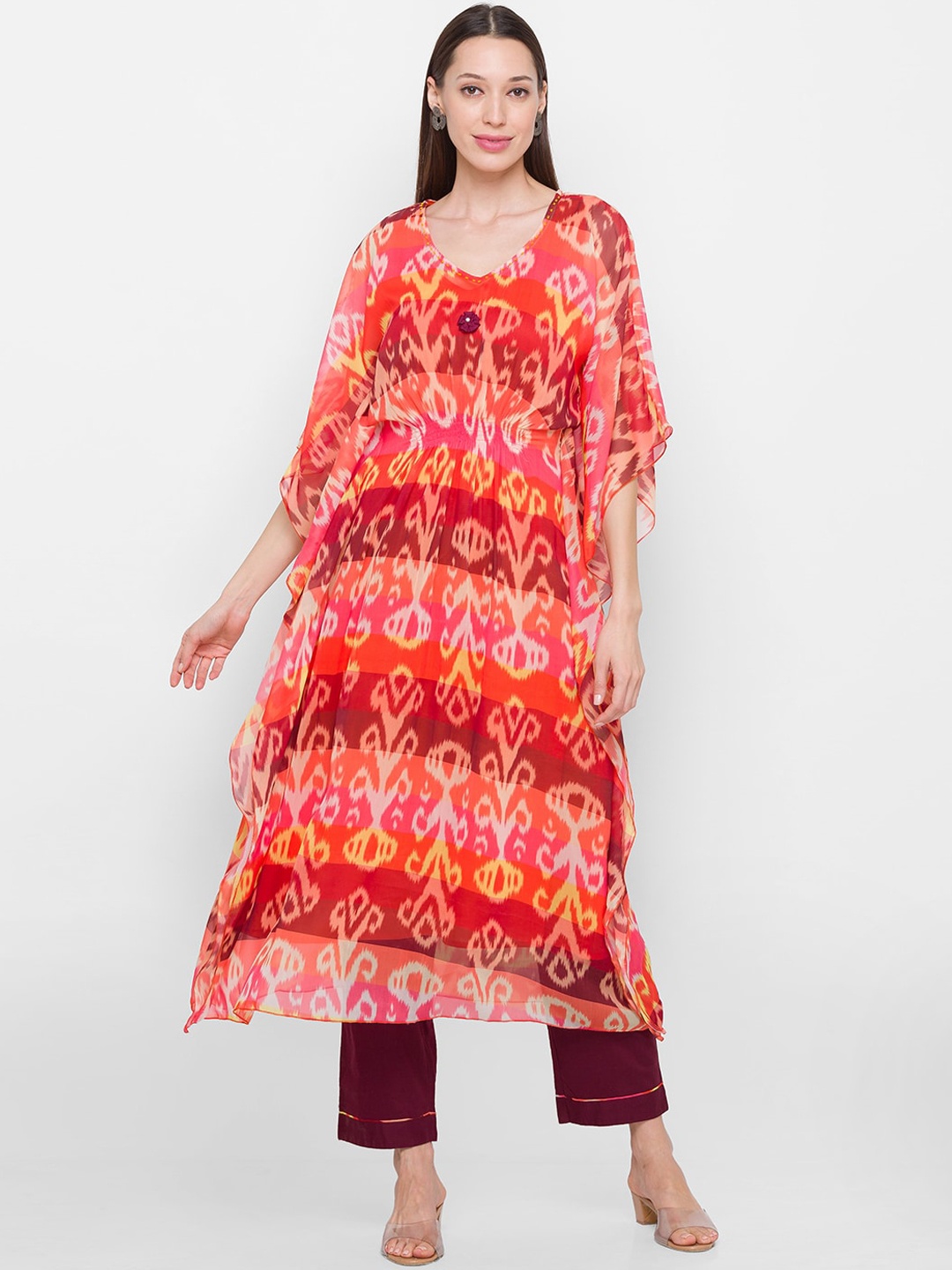 

ZOLA Women Peach-Coloured & Maroon Ethnic Motifs Printed Kaftan Kurta with Trousers