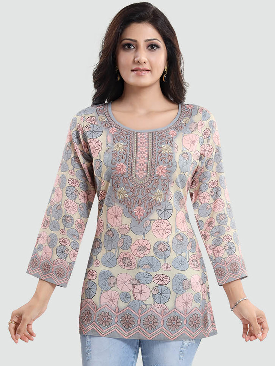 

Saree Swarg Beige & Pink Printed Tunic
