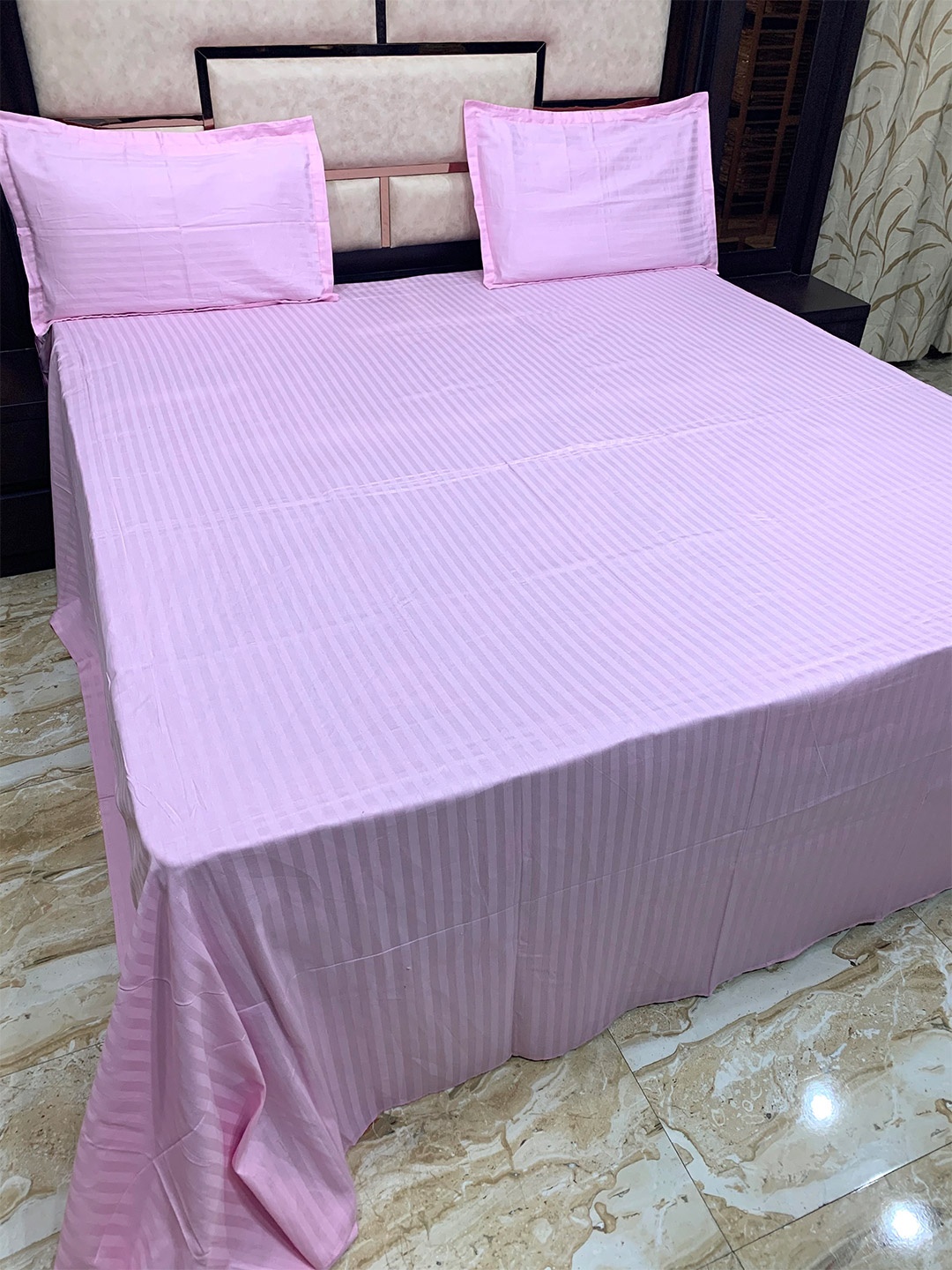Pure Decor Pink Striped 400 TC King Bedsheet with 2 Pillow Covers