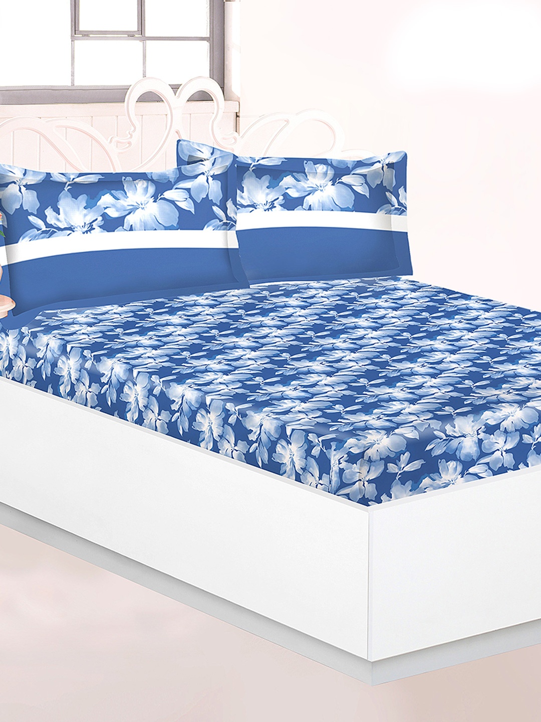 

Athome by Nilkamal Blue & White Printed 144 TC Single Bedsheet with 2 Pillow Covers