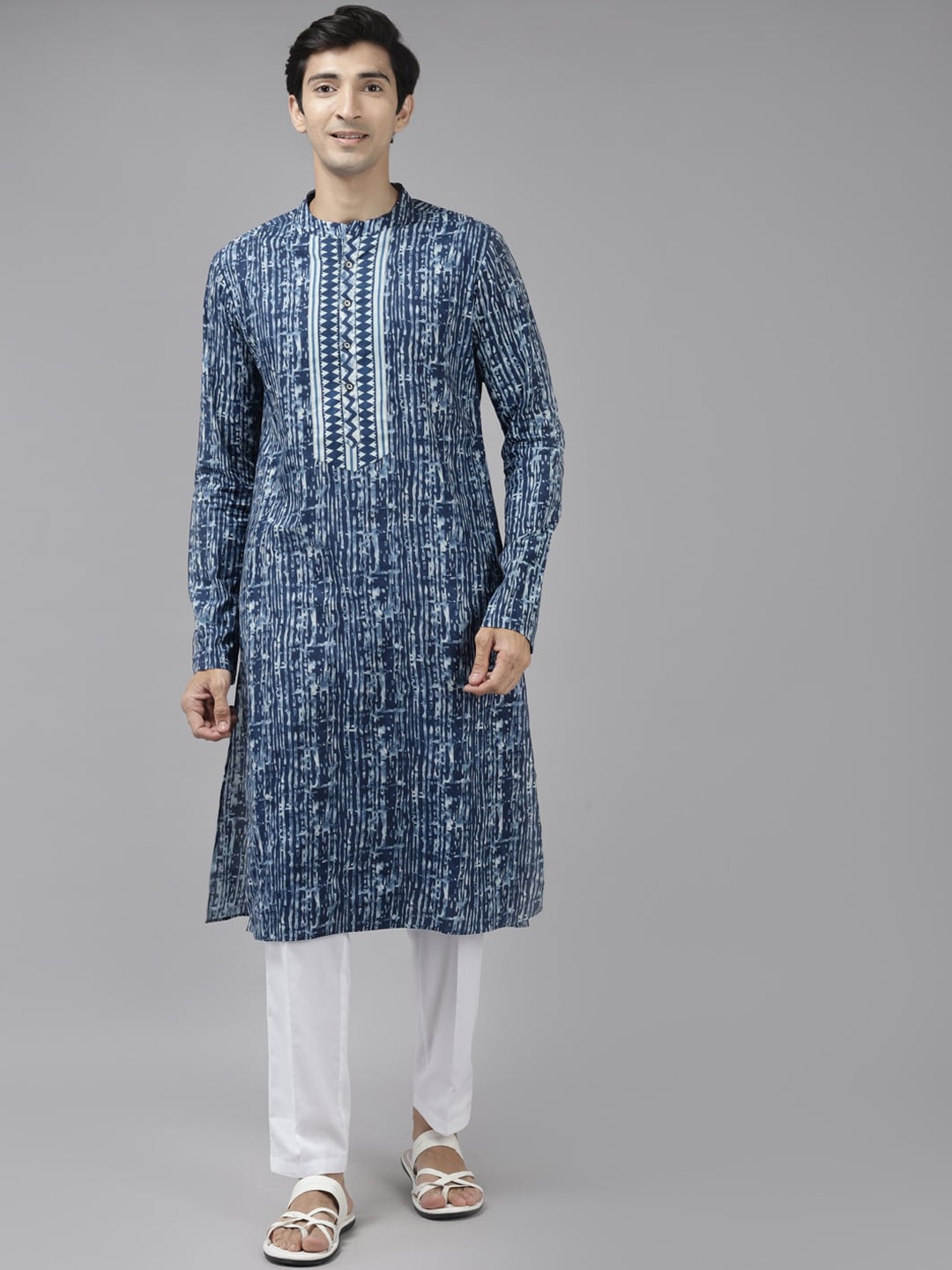 

See Designs Men Blue Abstract Printed Thread Work Cotton Straight Kurta