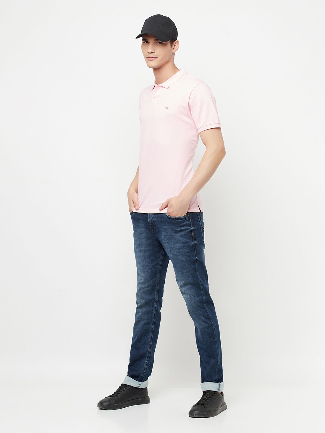 

Crimsoune Club Men Pink Polo Collar Slim Fit T-shirt