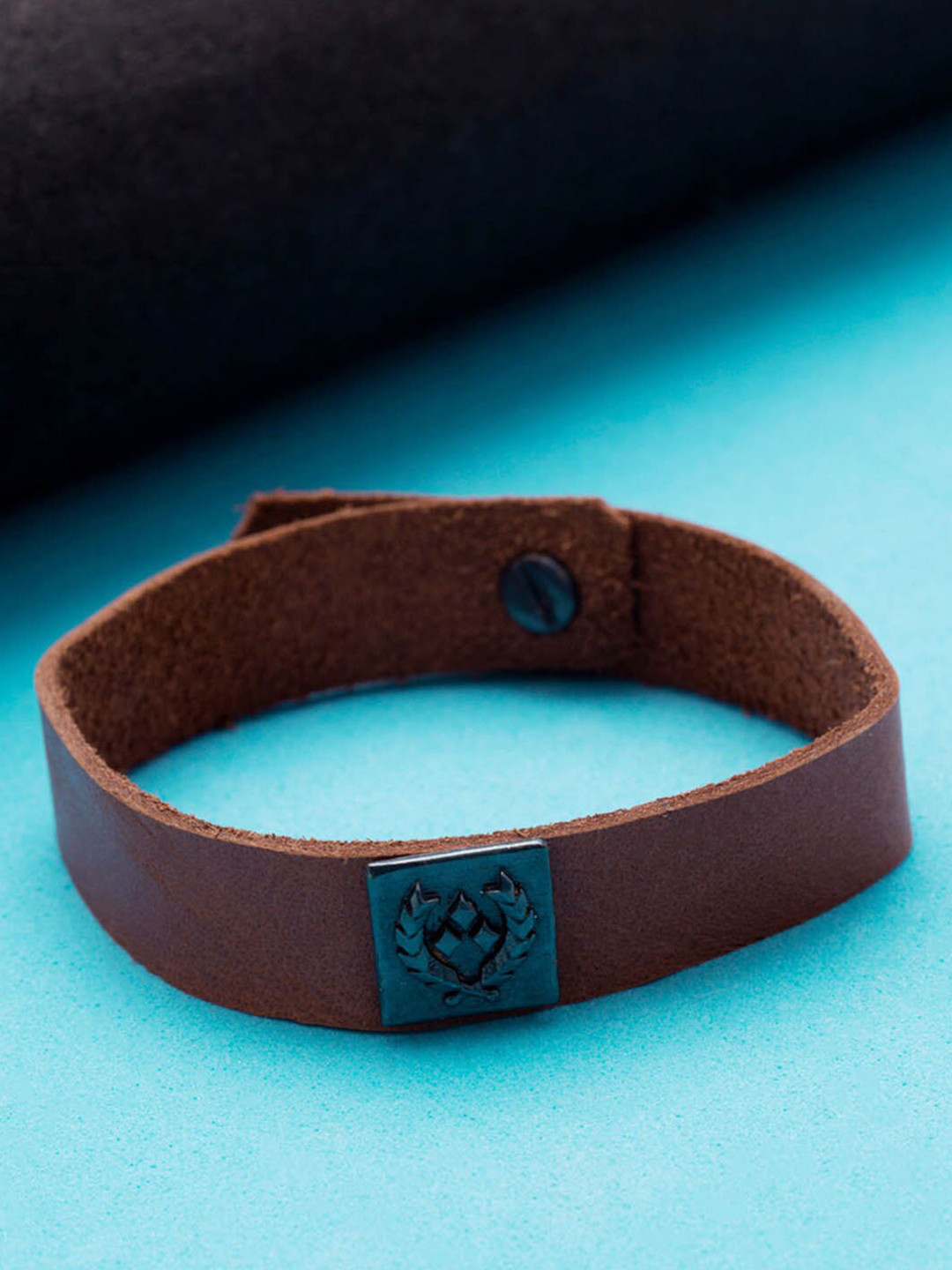 

Dare by Voylla Men Brown & Black Leather Look Rhodium Plated Bracelet