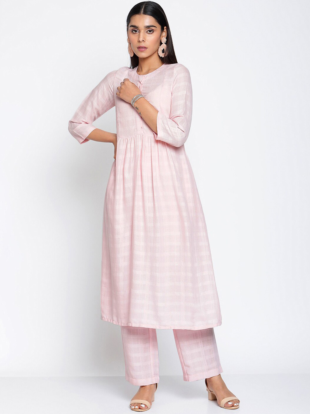 

trueBrowns Women Rose Striped Pleated Pure Cotton Kurta with Trousers