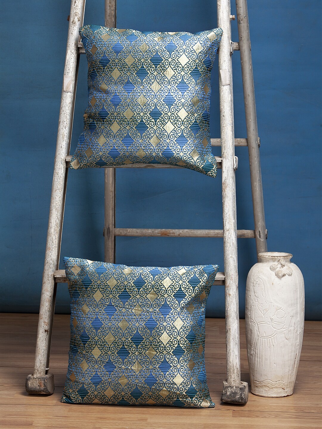 

Alina decor Blue & Gold-Toned Set of 2 Ethnic Motifs Square Cushion Covers