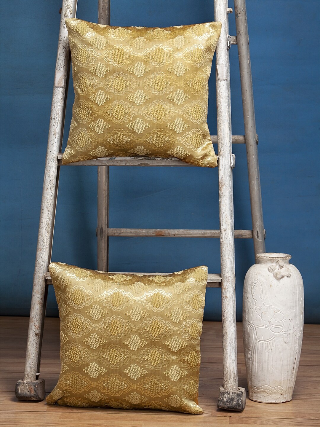

Alina decor Gold-Toned Set of 2 Ethnic Motifs Brocade Square Cushion Covers
