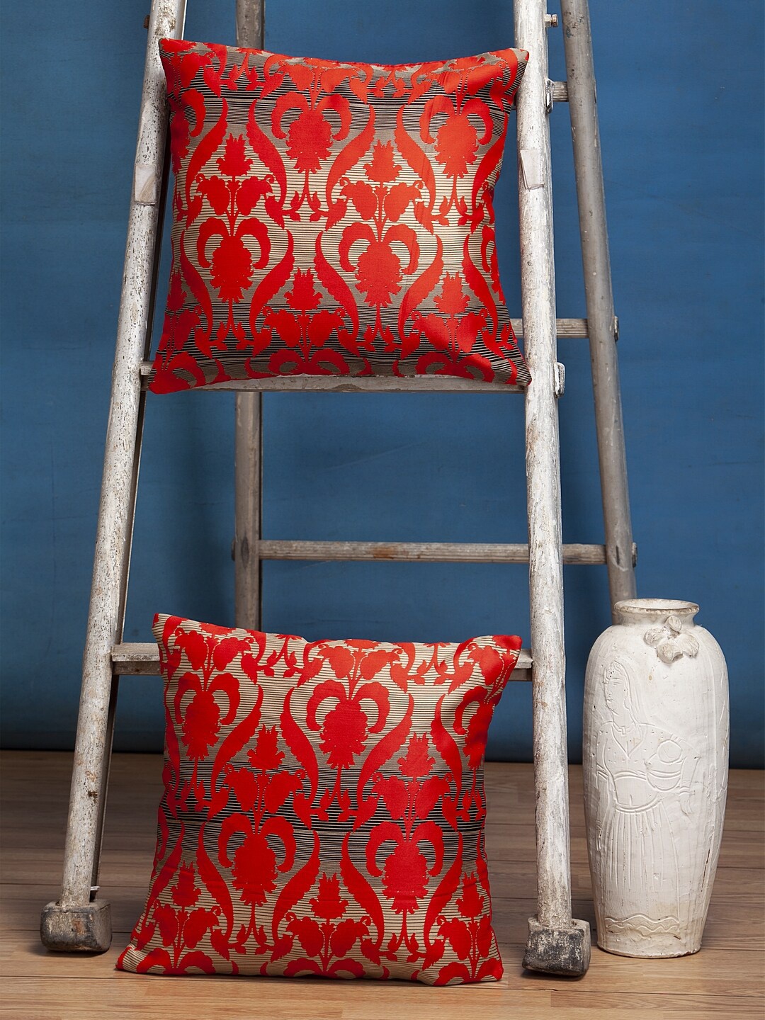 

Alina decor Red & Gold-Toned Set of 2 Ethnic Motifs Square Cushion Covers