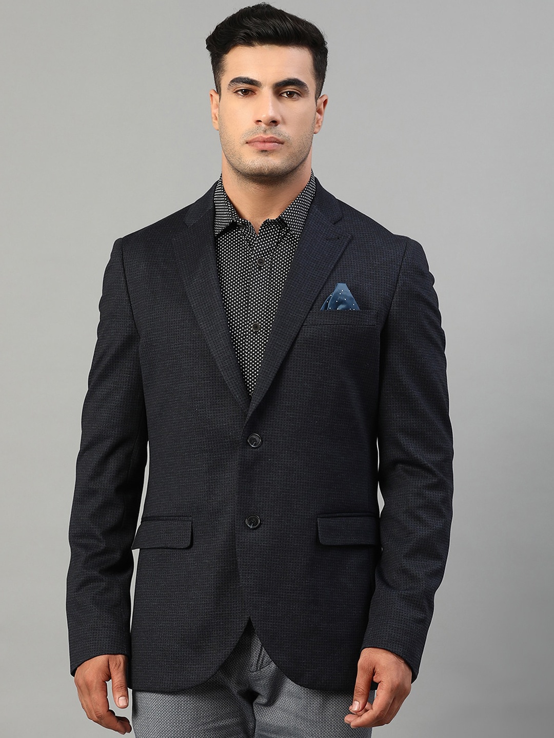 

Matinique Men Navy Blue Solid Single-Breasted Slim-Fit Blazer