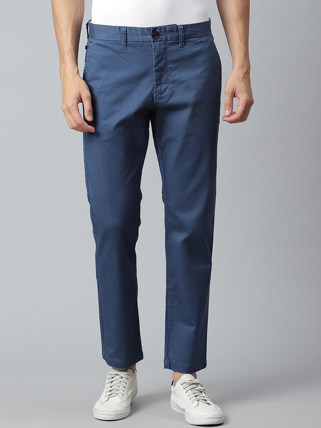 

Matinique Men Blue Slim Fit Solid Cotton Trousers