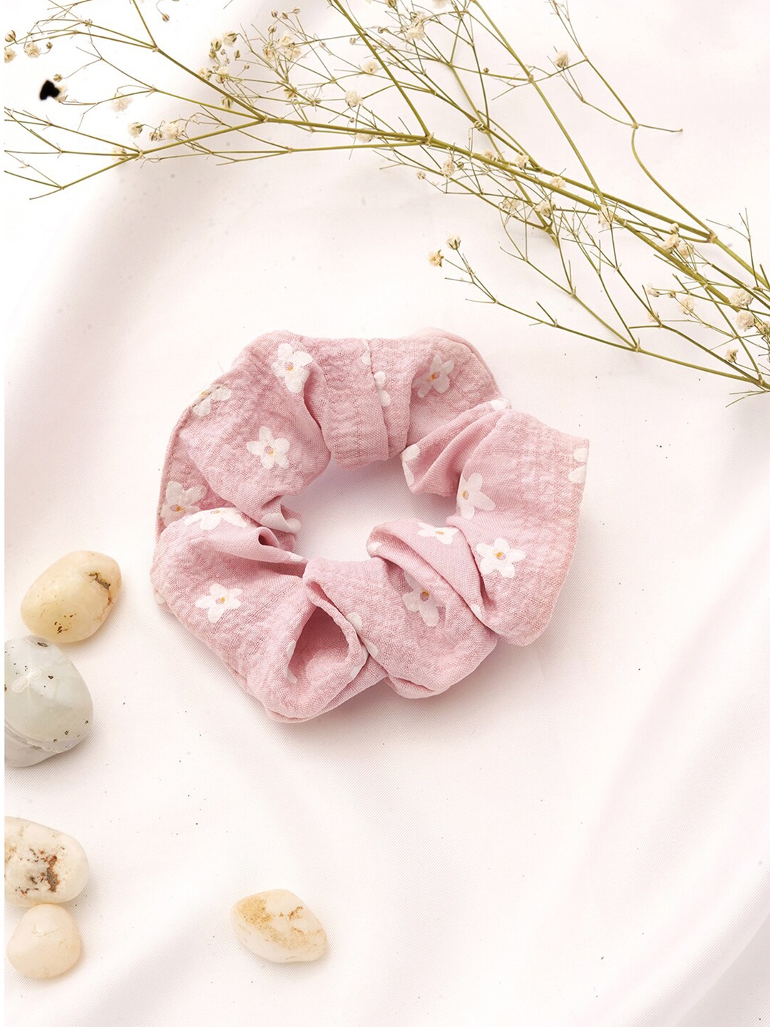 

BEWITCHED Women Pink & White Ponytail Holders