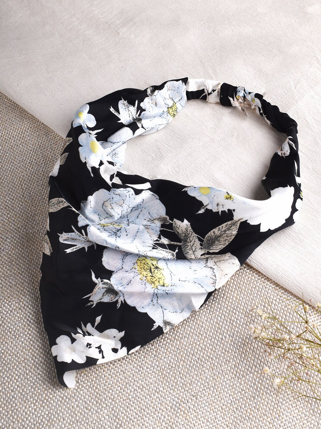 

BEWITCHED Women Black & White Bandana Hairband