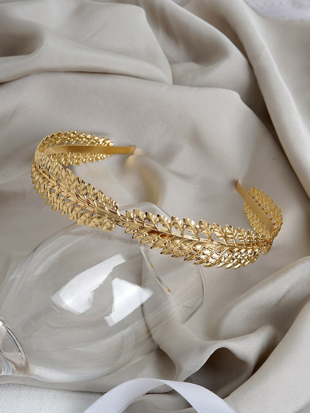 

BEWITCHED Women Gold-Toned Metal Hairband