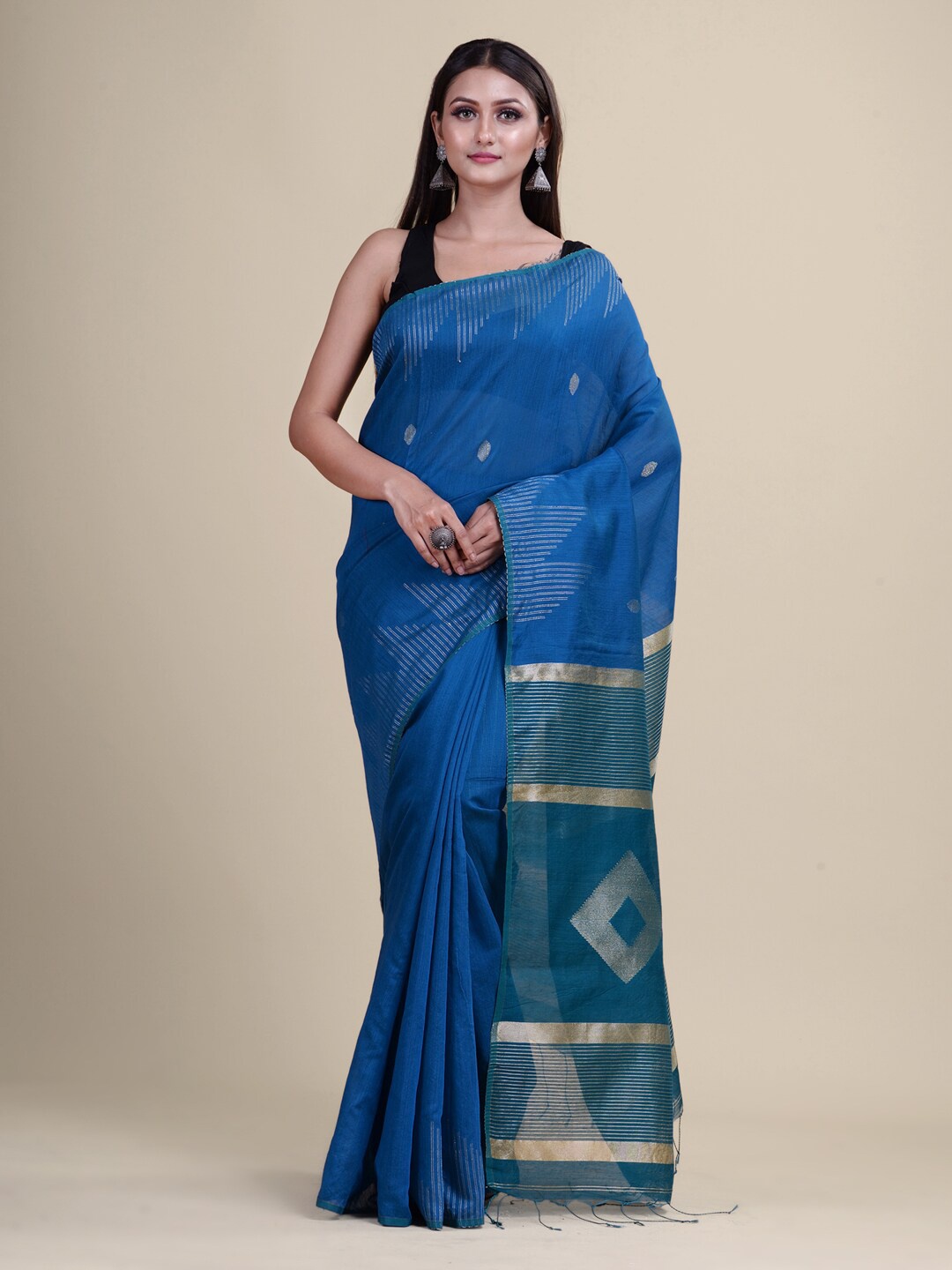 

Laa Calcutta Blue & Golden Woven Design Silk Cotton Taant Saree