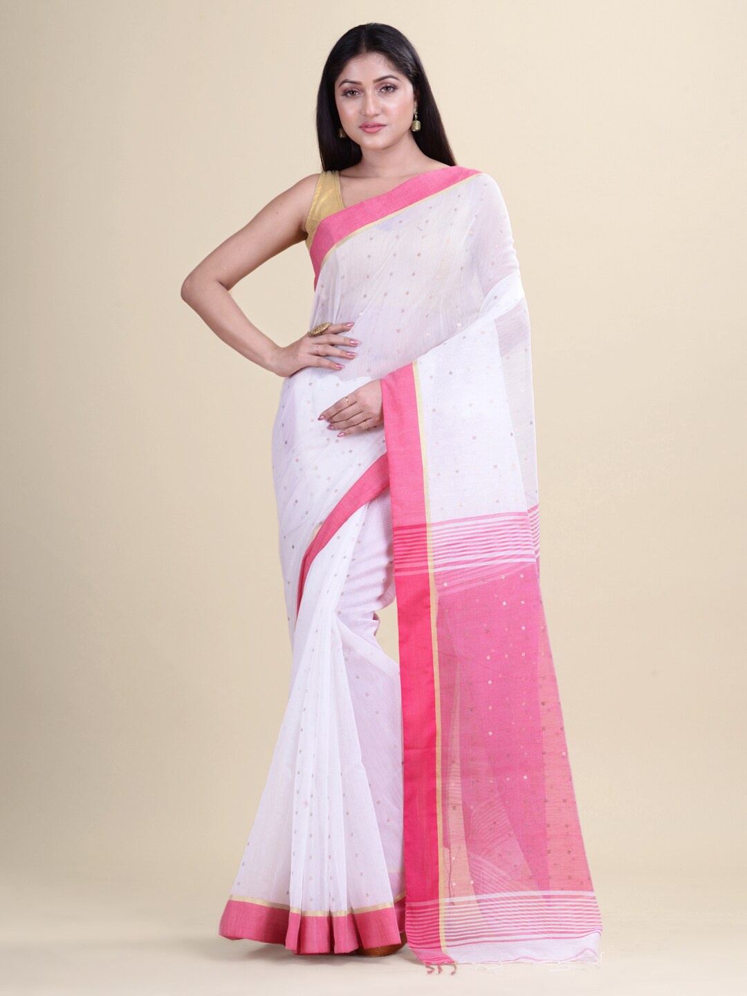 

Laa Calcutta Women White Silk Cotton Taant Saree