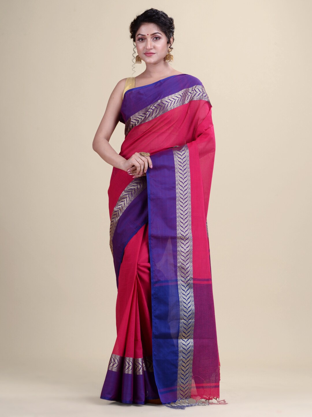 

Laa Calcutta Pink & Violet Woven Design Pure Cotton Taant Saree