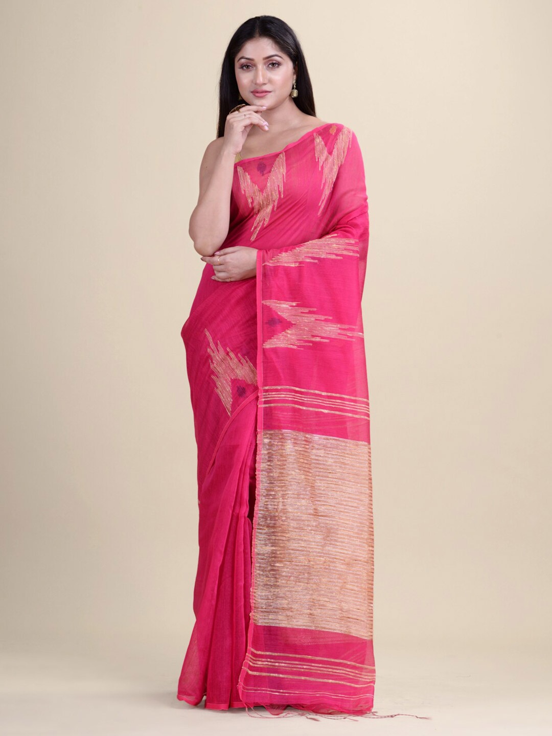 

Laa Calcutta Pink & Gold-Coloured Woven Design Silk Cotton Taant Saree