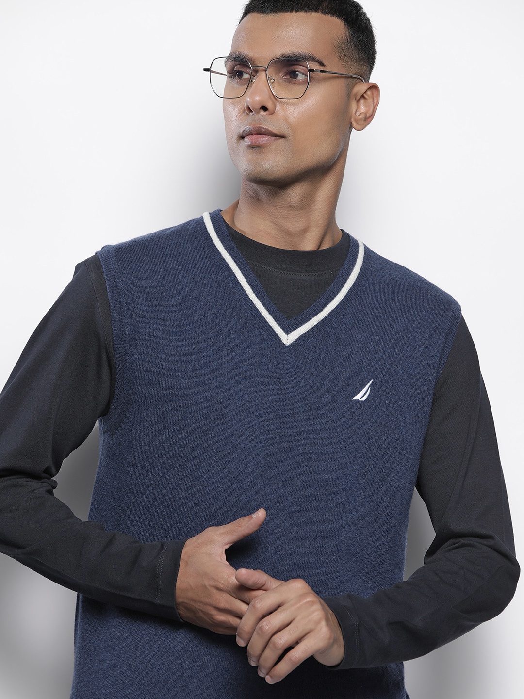 

Nautica Men Solid Sweater Vest, Navy blue
