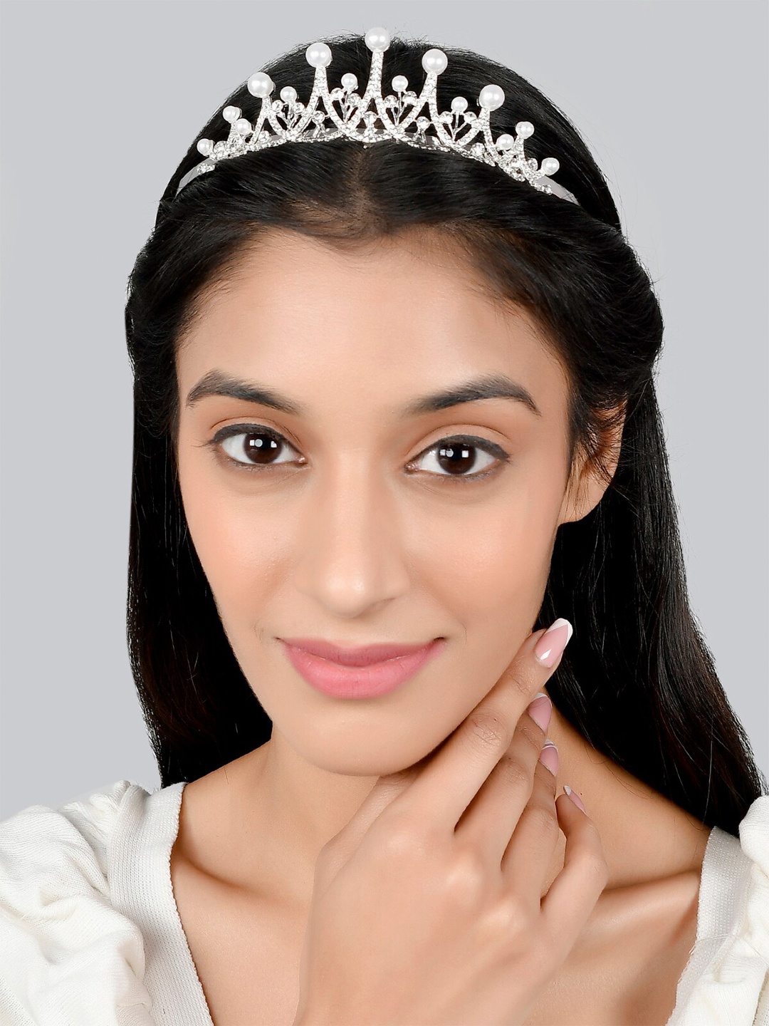 

AQUASTREET Women Silver-Toned & White Crystals Embellished Tiara