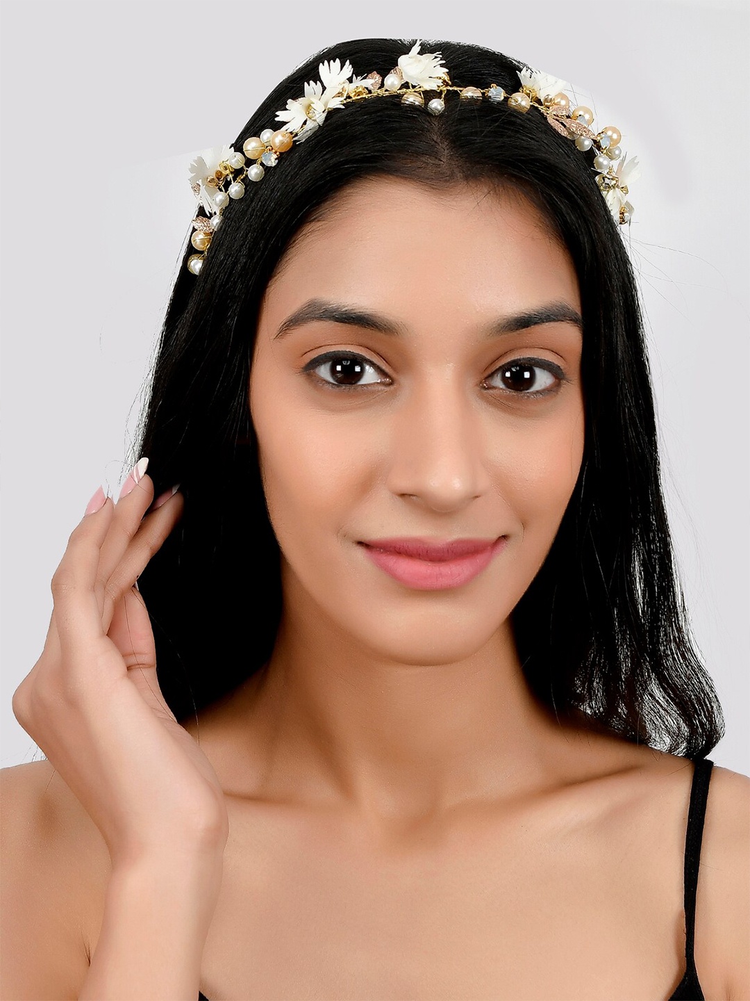 

AQUASTREET Women White & Yellow Floral Tiara