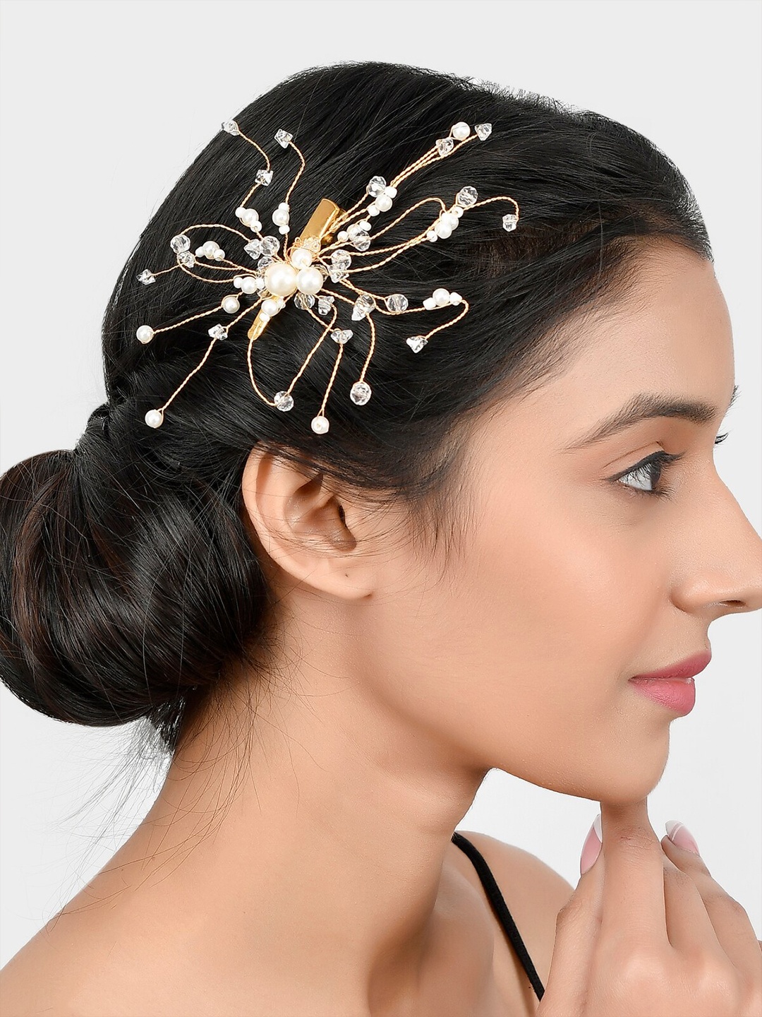 

AQUASTREET Women White & Gold-Toned Pearls Encrusted Flower Hair Pin