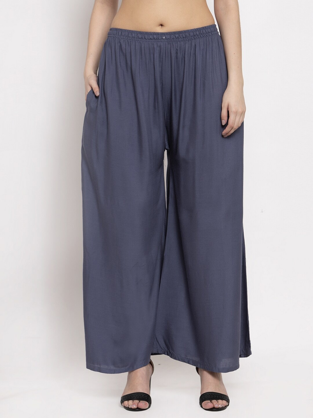 

Miaz Lifestyle Women Grey Solid Palazzos