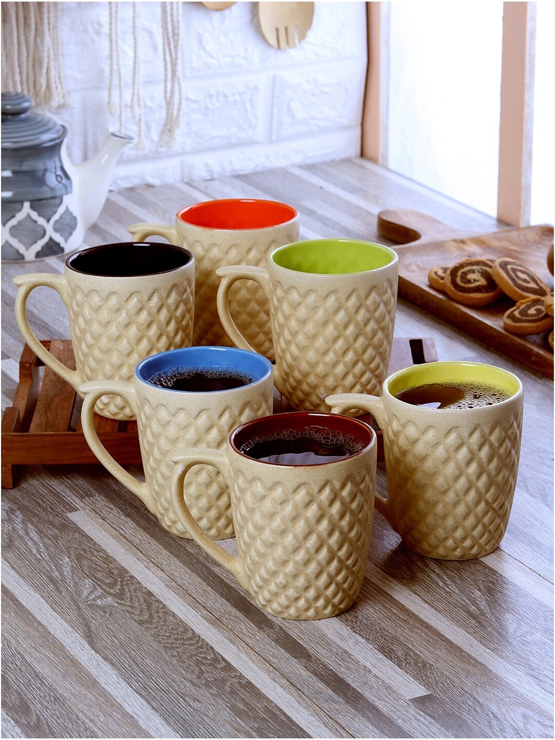 

CDI Set of 6 Golden Textured Ceramic Glossy Cups, Gold