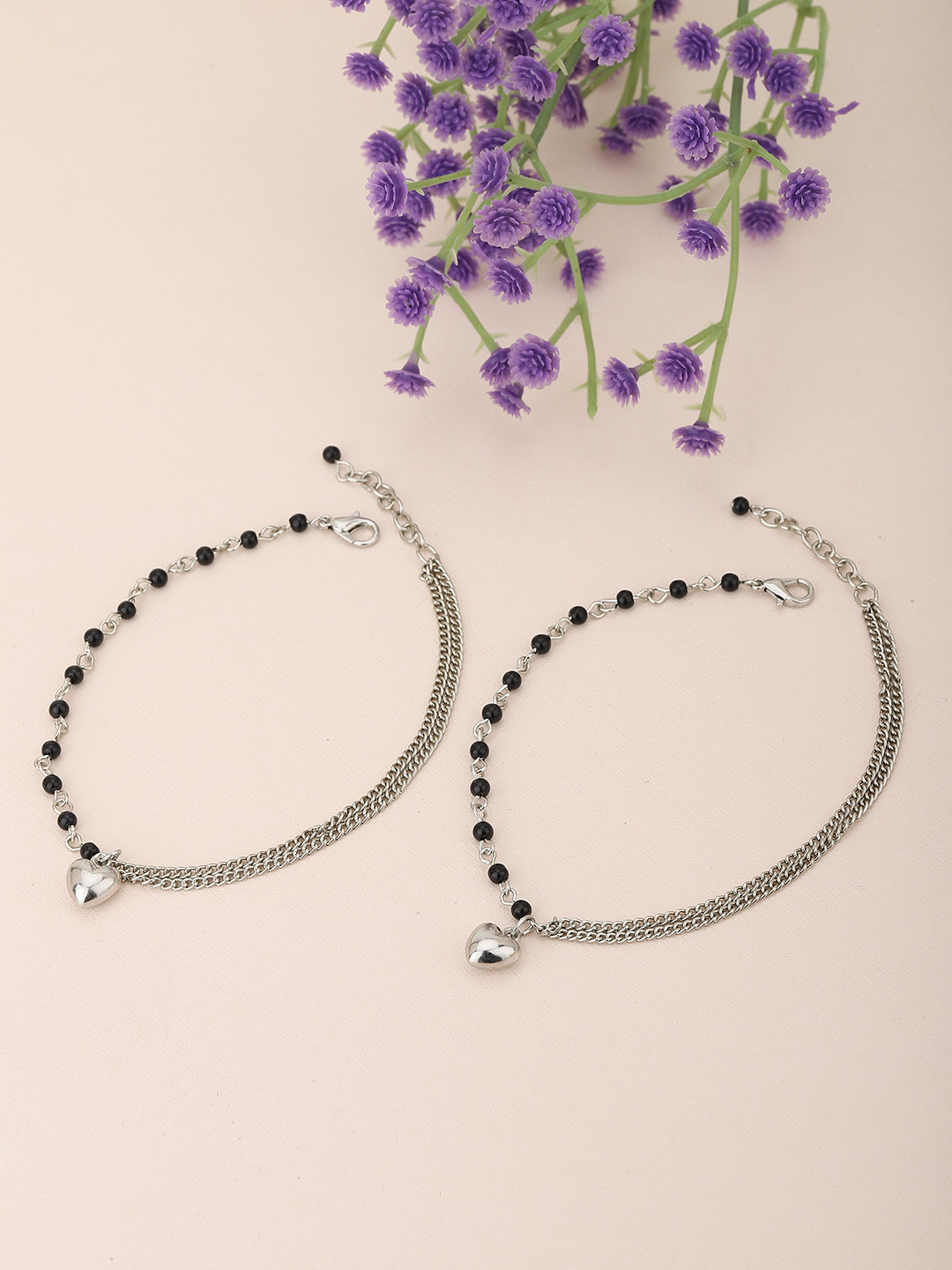 

Carlton London Women Pair of Black & Silver Plated Anklet
