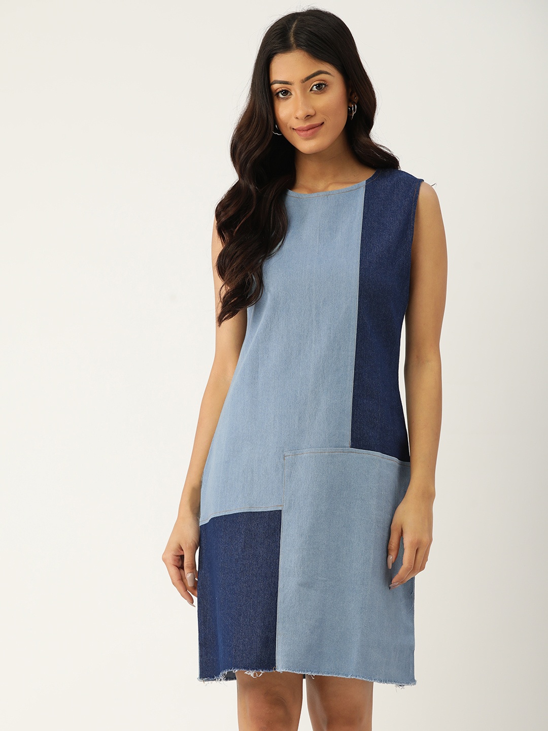 

Quinoa Blue Cotton Colourblocked Denim Sheath Dress