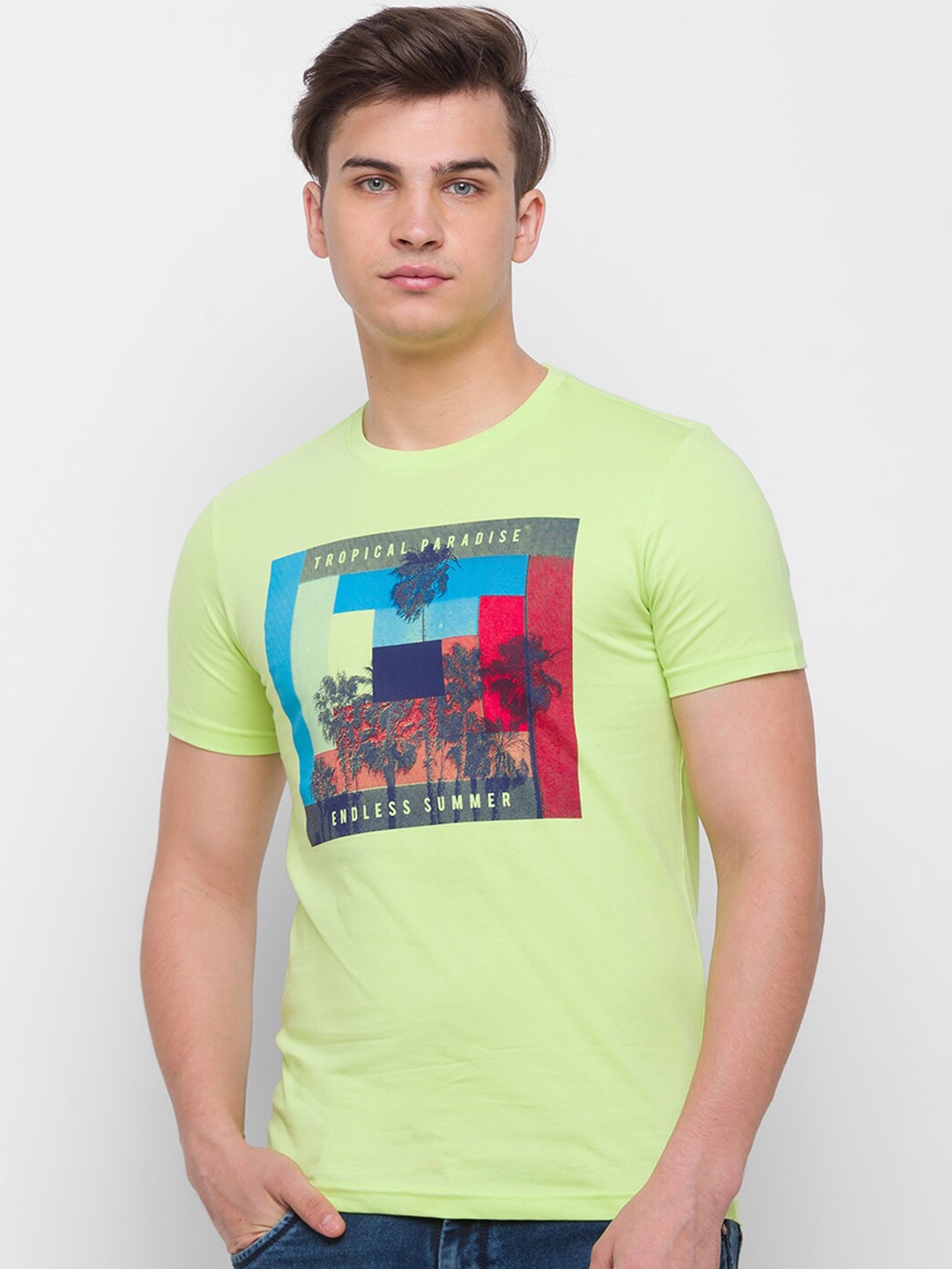 

Globus Men Green Printed Applique Pure Cotton Slim Fit T-shirt