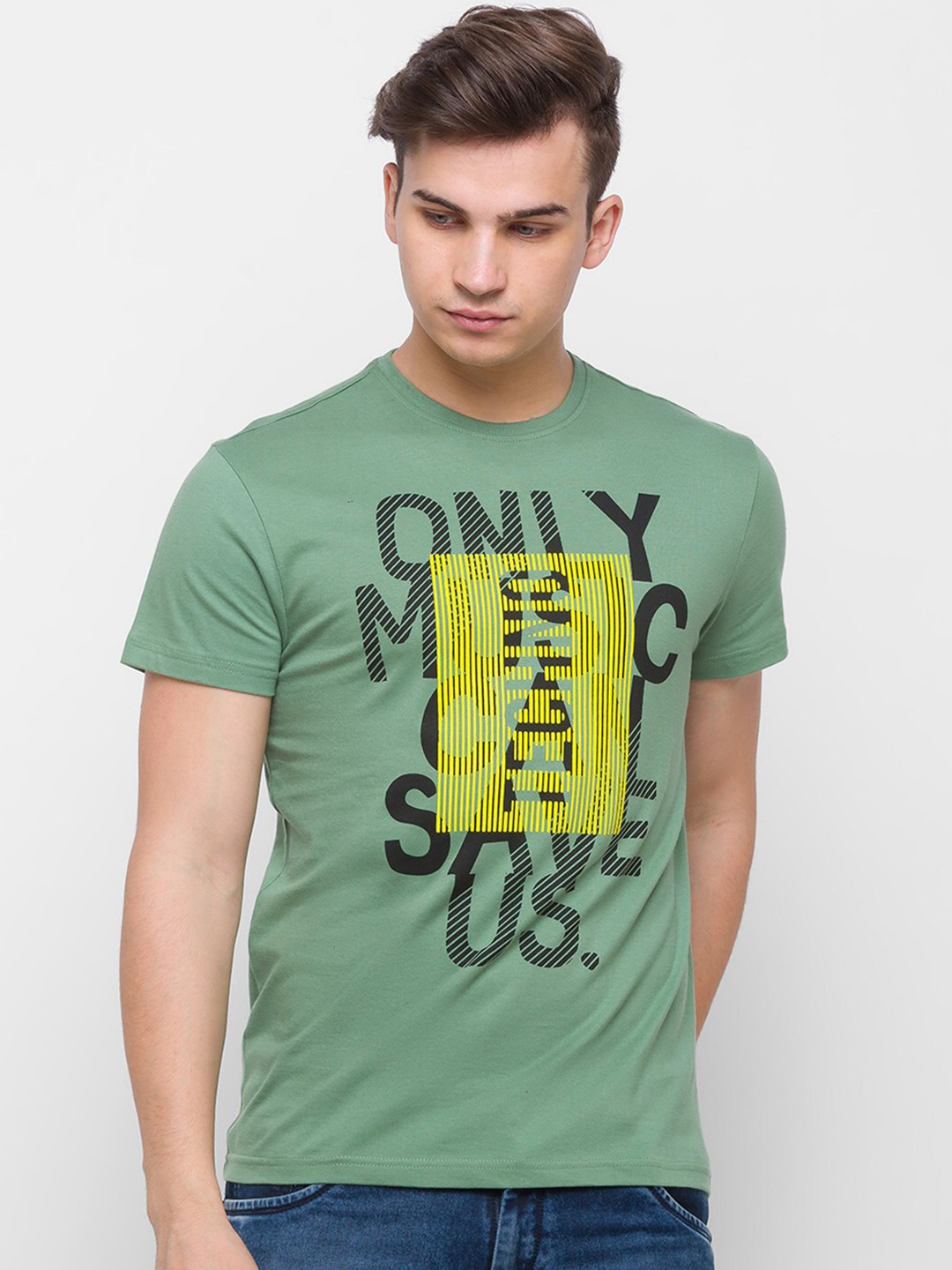 

Globus Men Green Printed Slim Fit T-shirt