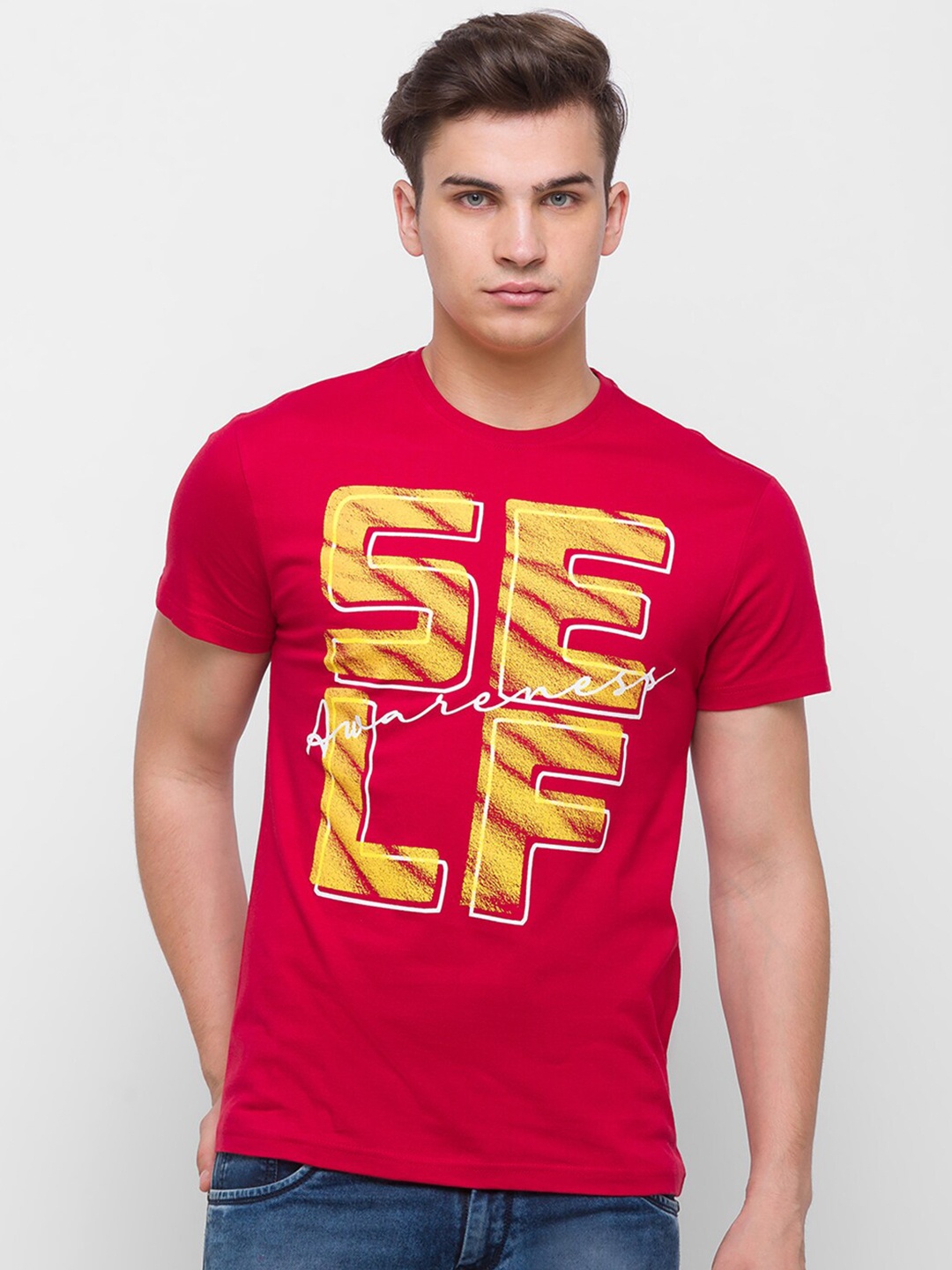 

Globus Men Maroon Typography Printed Applique Slim Fit T-shirt
