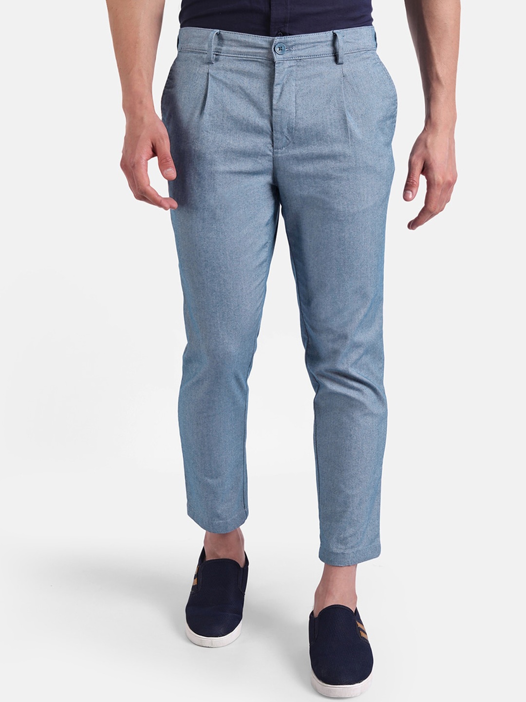 

United Colors of Benetton Men Blue Pleated Cropped Trousers