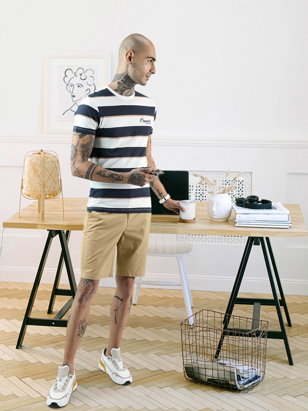 

United Colors of Benetton Men Khaki Slim Fit Shorts