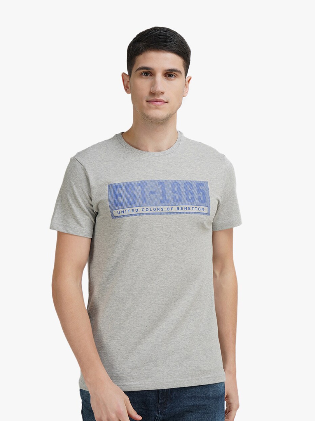 

United Colors of Benetton Men Grey Printed Applique T-shirt