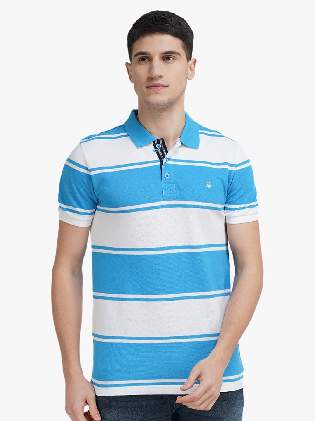 

United Colors of Benetton Men White & Blue Colourblocked Cotton Polo Collar T-shirt