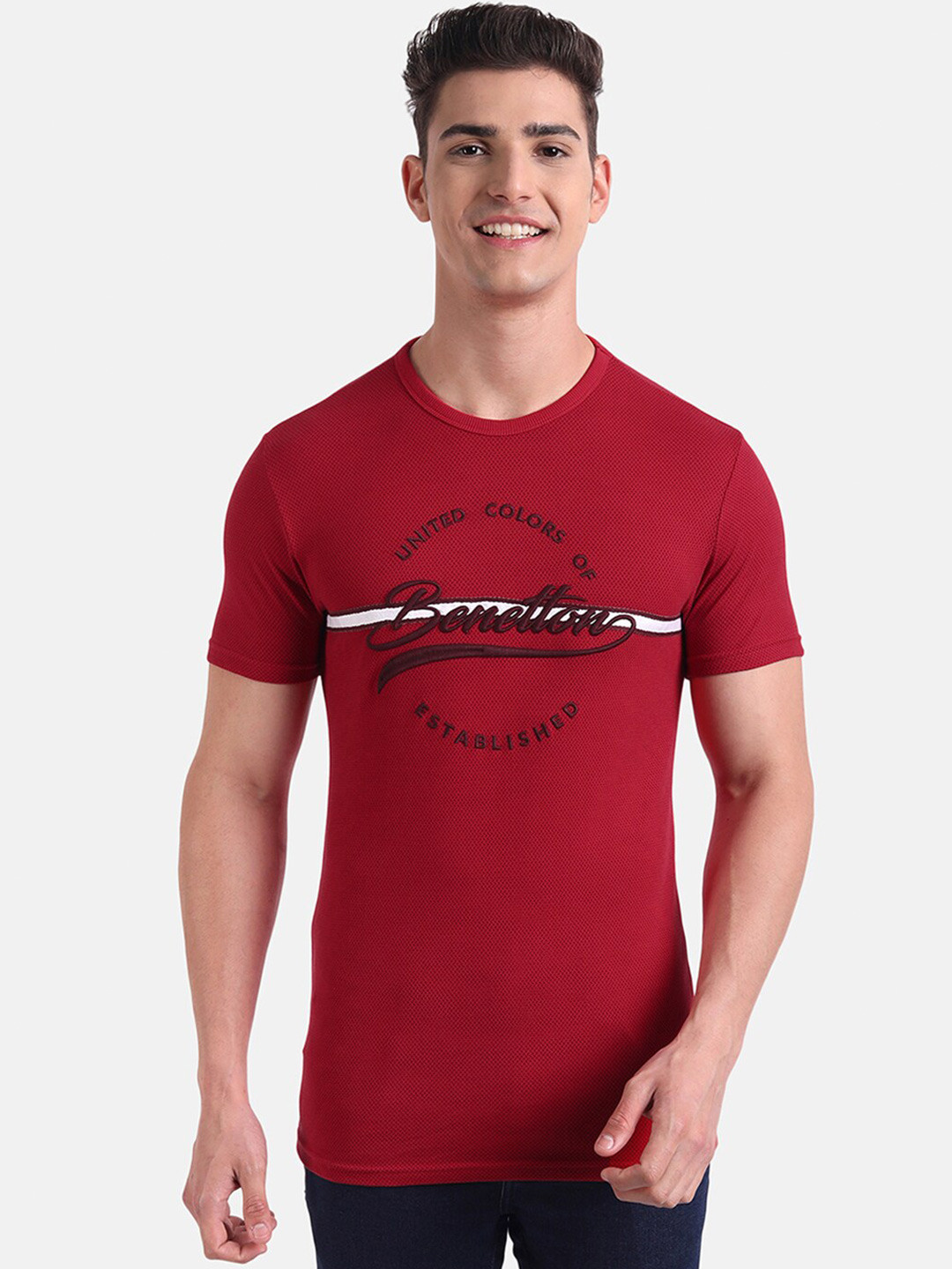 

United Colors of Benetton Men Red Typography Printed Cotton T-shirt