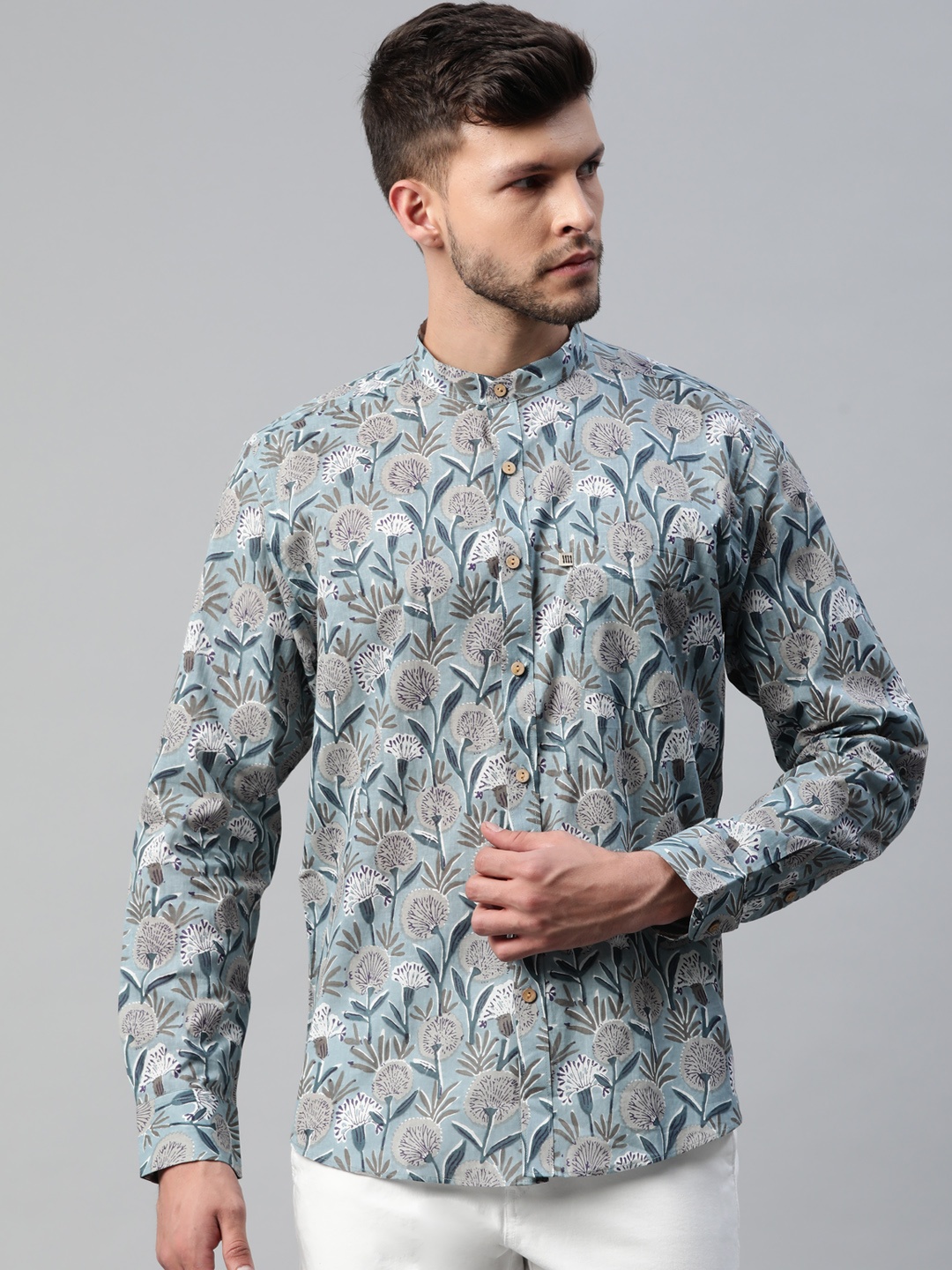 

Readiprint Fashions Men Blue Floral Printed Casual Shirt