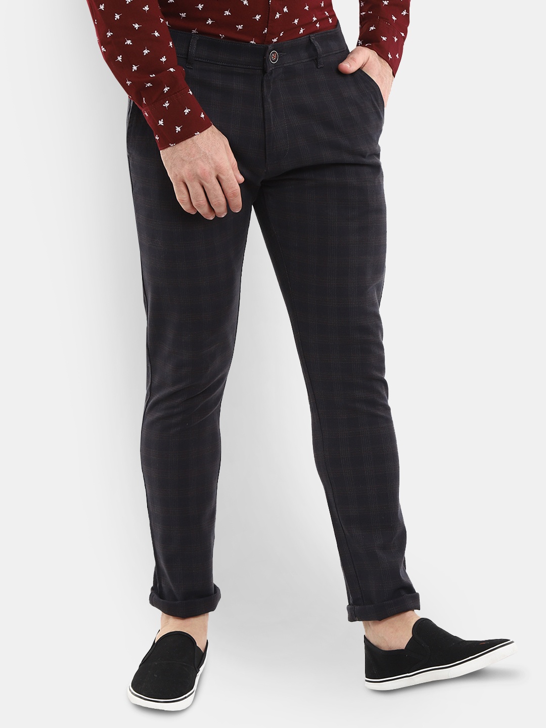 

V-Mart Men Navy Blue Slim Fit Checked Trousers