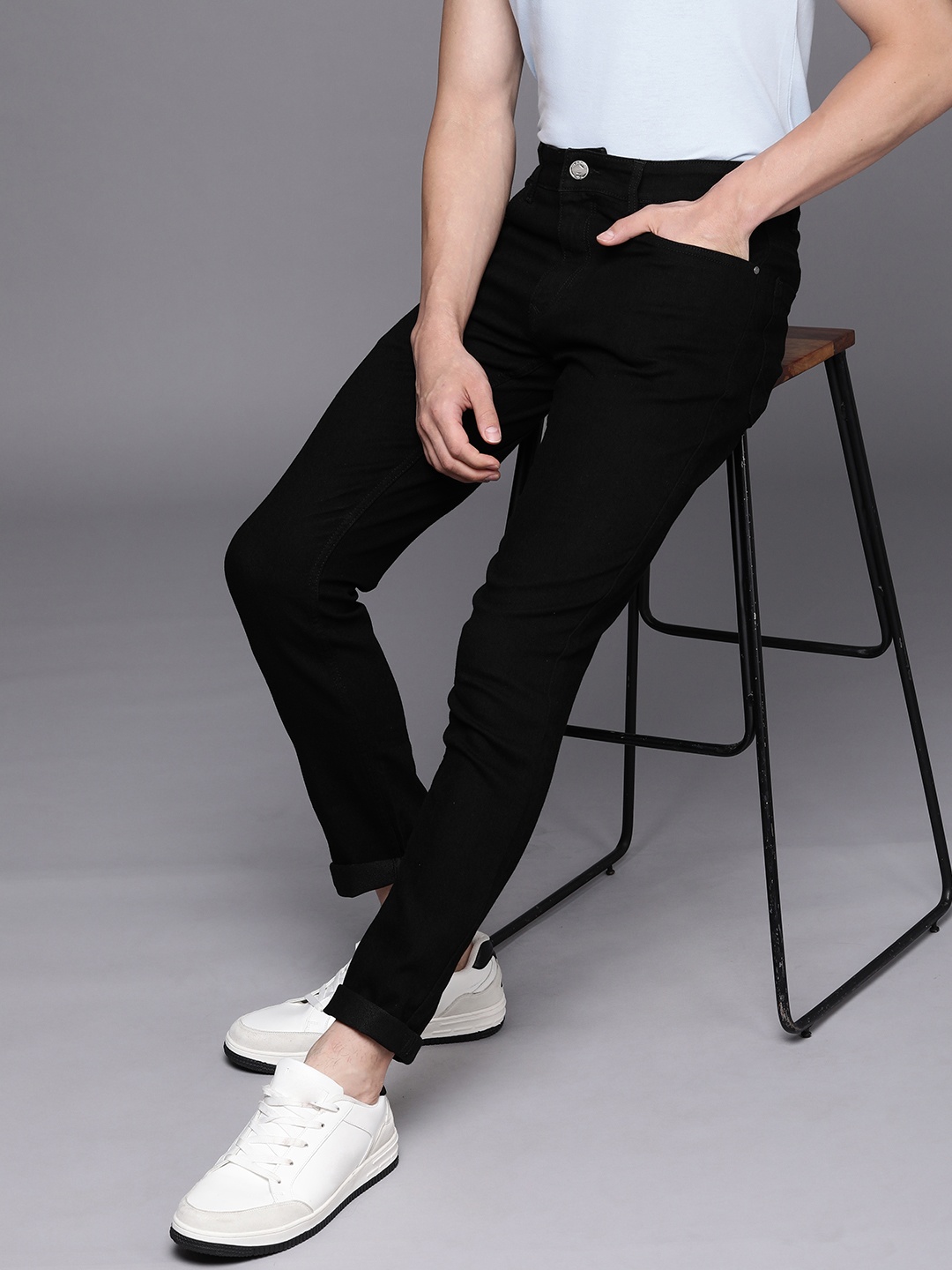 

WROGN Men Black Slim Fit Stretchable Jeans