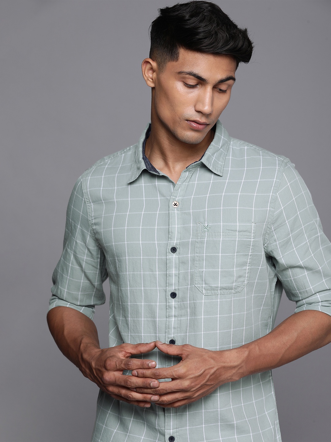 

WROGN Men Sage Green Windowpane Checked Slim Fit Pure Cotton Casual Shirt