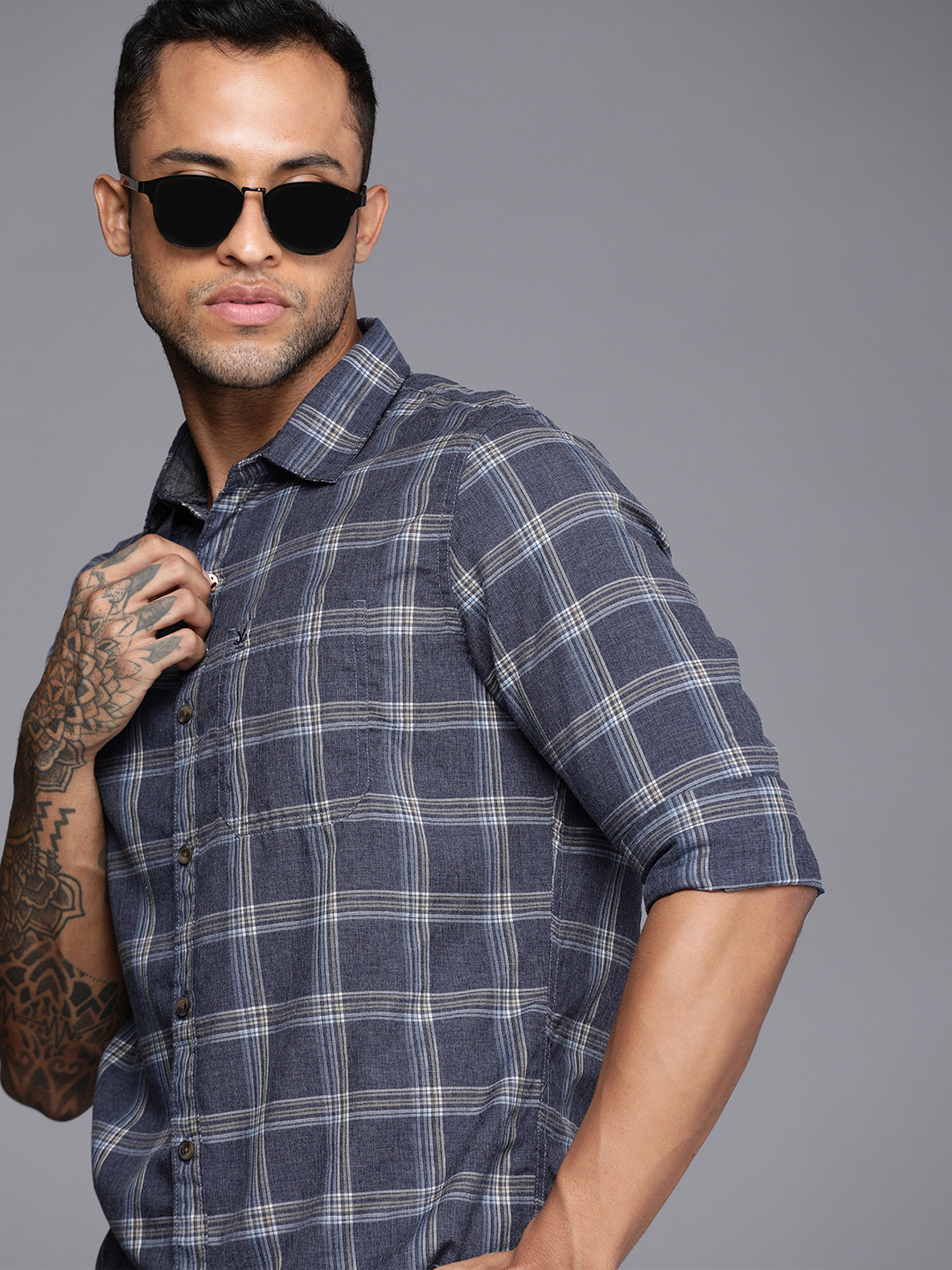 

WROGN Men Blue And Grey Slim Fit Tartan Checks Checked Casual Shirt