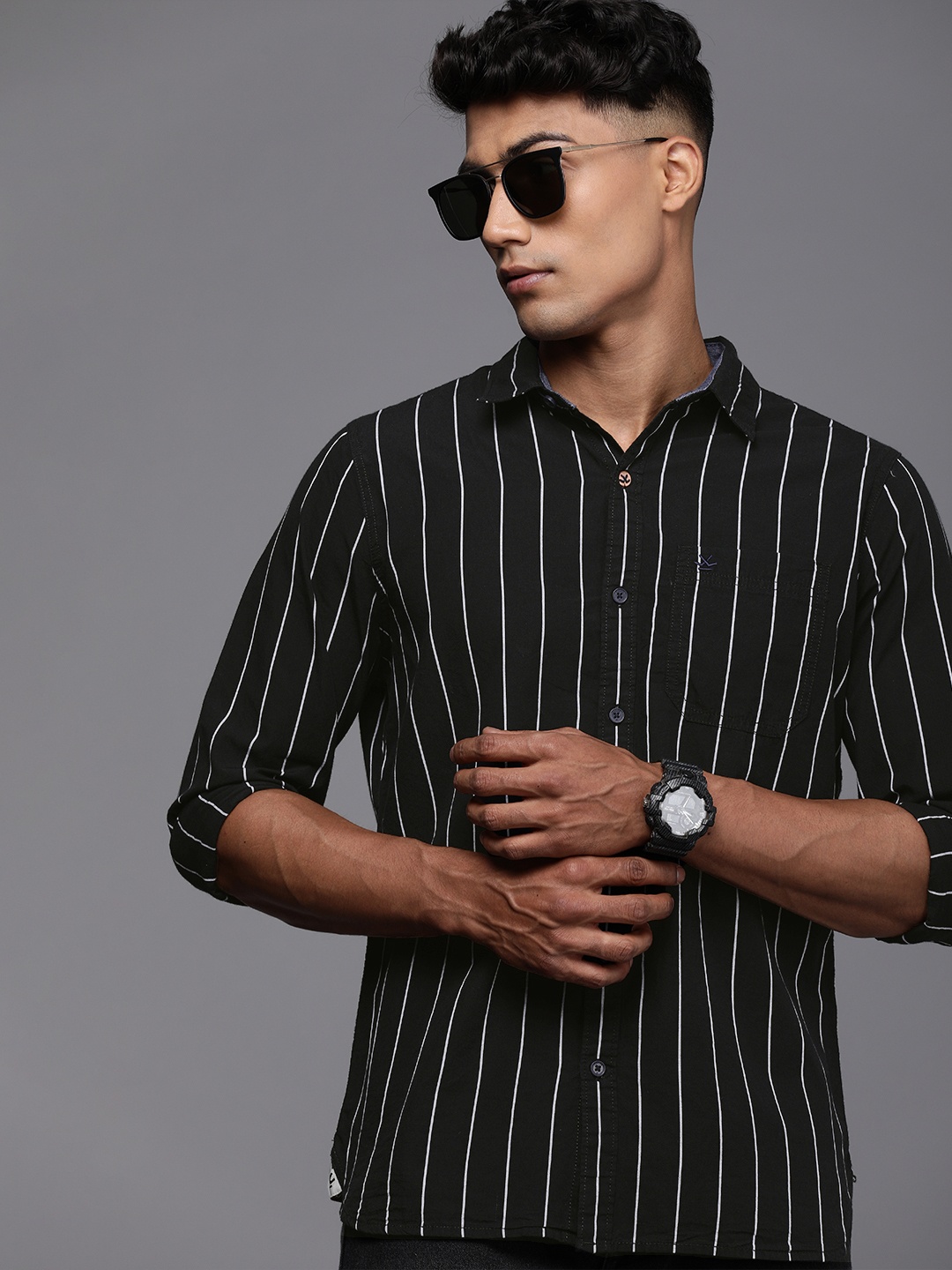 

WROGN Men Black Vertical Striped Slim Fit Pure Cotton Casual Shirt