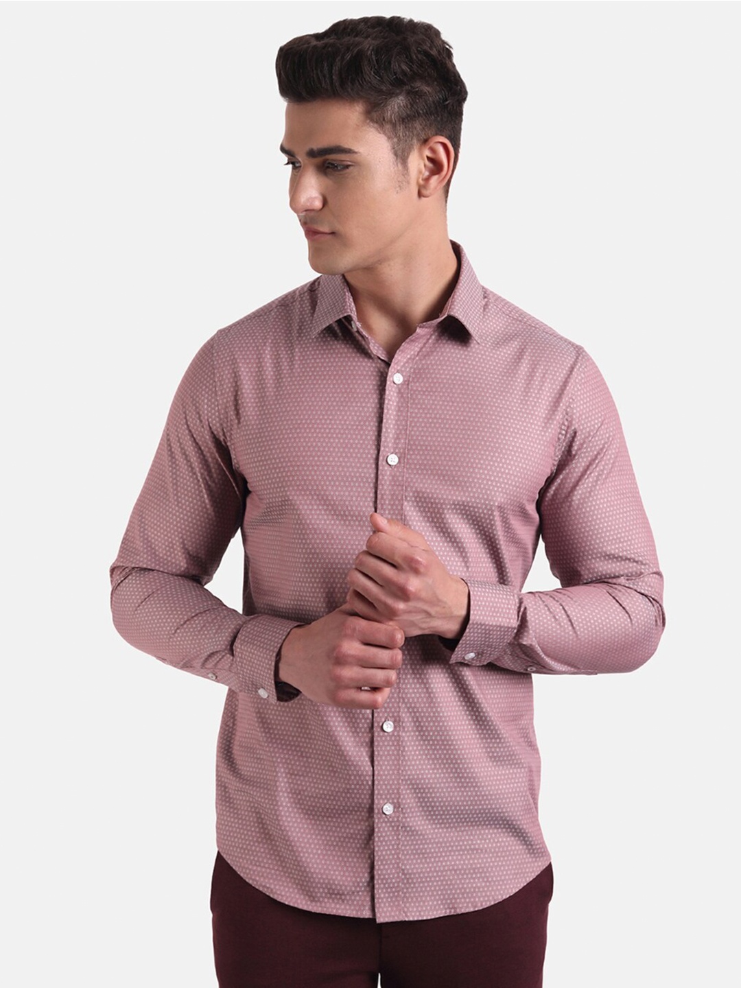 

United Colors of Benetton Men Maroon Slim Fit Casual Shirt