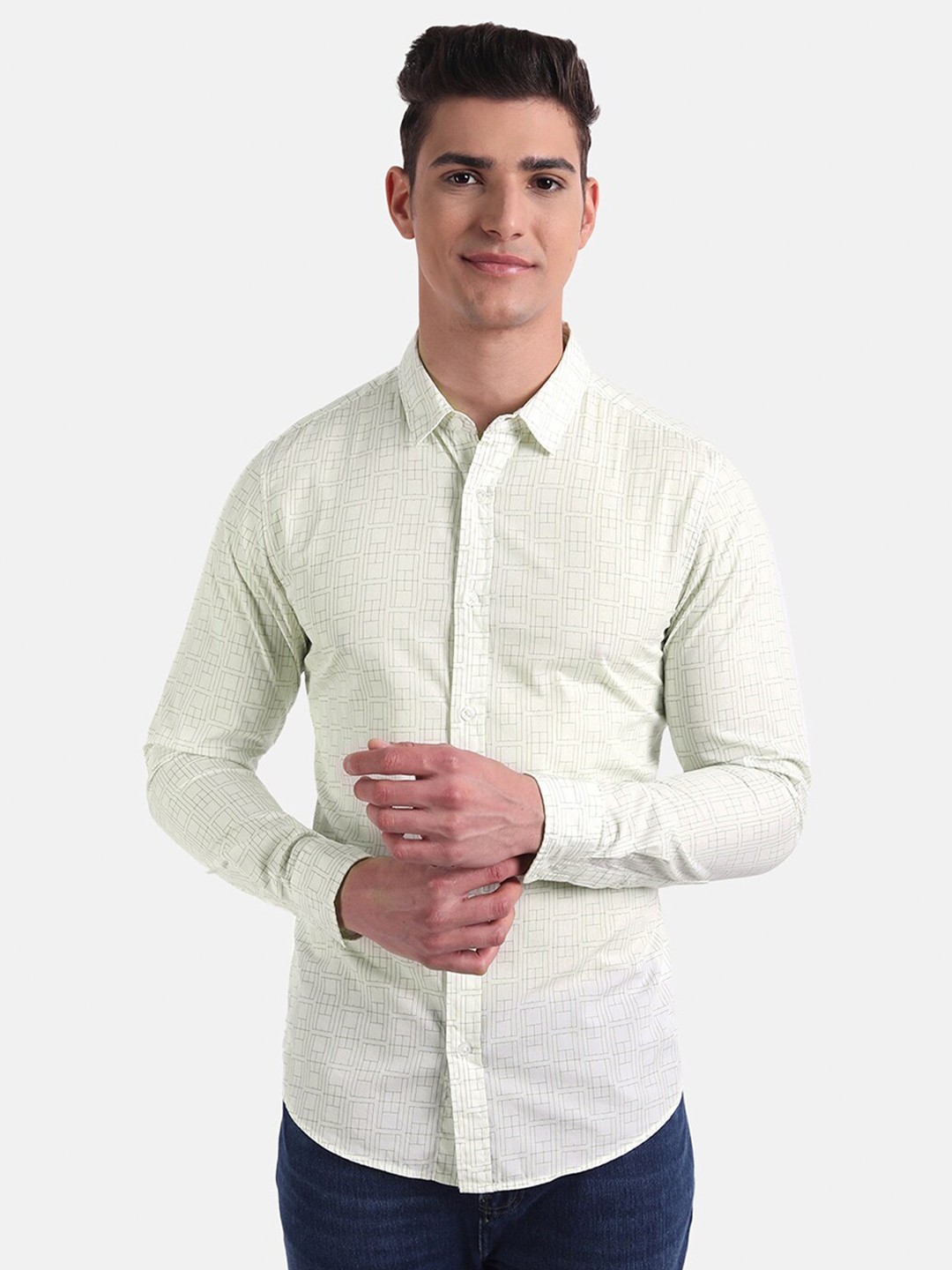 

United Colors of Benetton Off White Slim Fit Casual Shirt