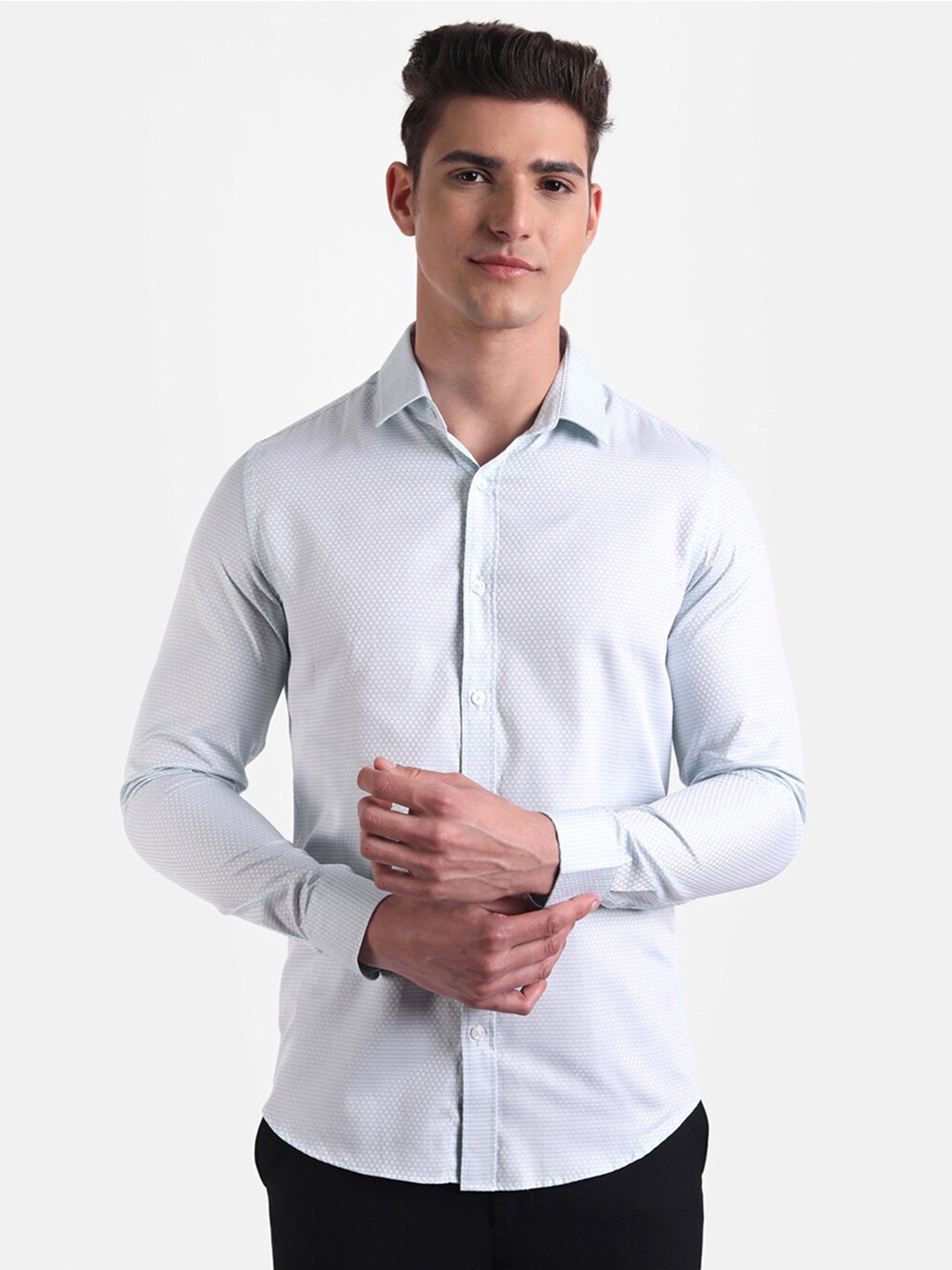 

United Colors of Benetton Men Blue Slim Fit Semiformal Shirt