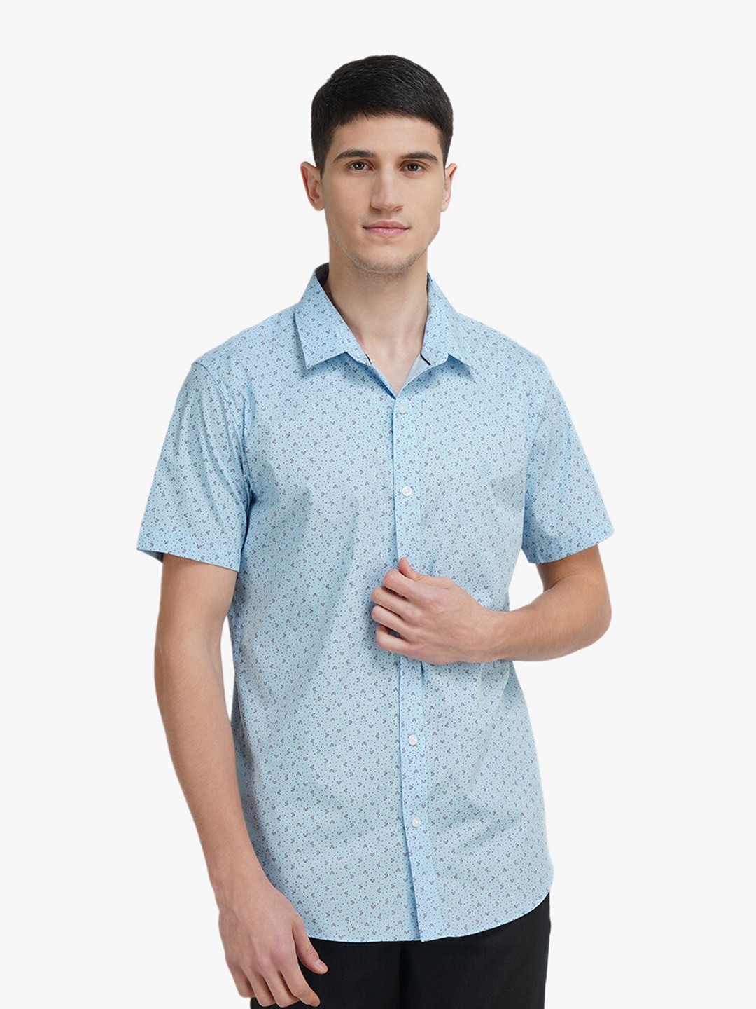 

United Colors of Benetton Men Blue Slim Fit Micro Ditsy Printed Casual Shirt