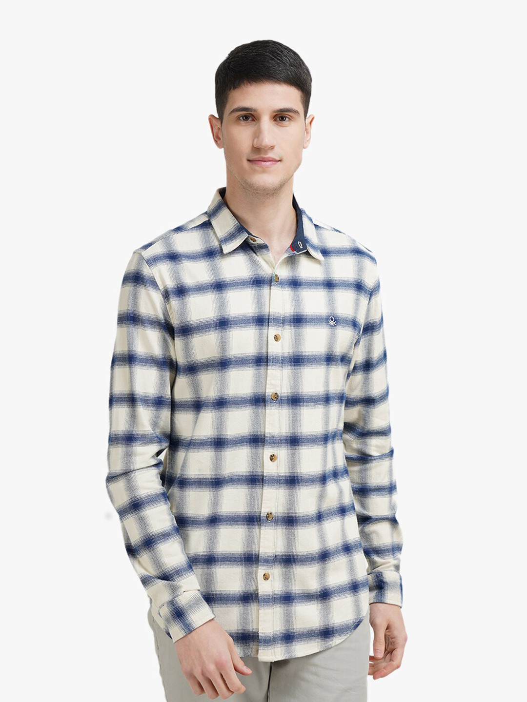 

United Colors of Benetton Men White Slim Fit Checked Casual Shirt